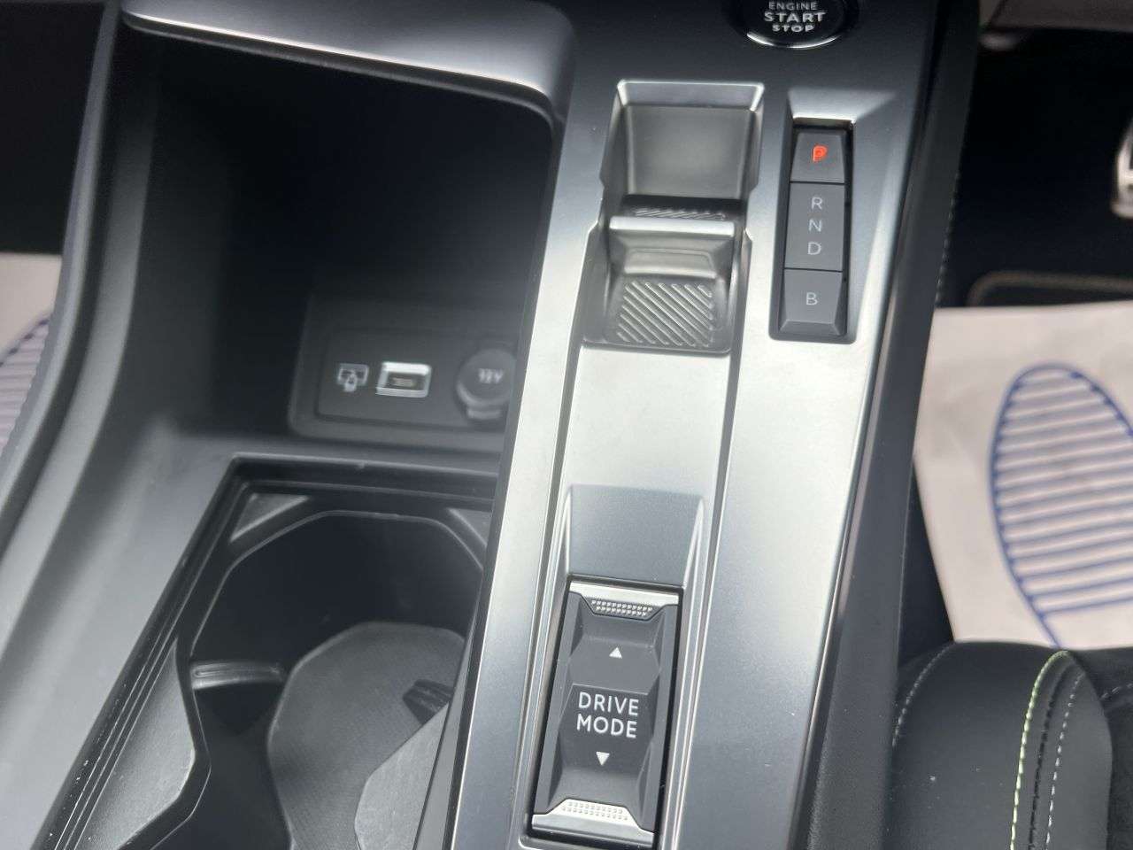 2024 PEUGEOT 308 2024 PEUGEOT 308