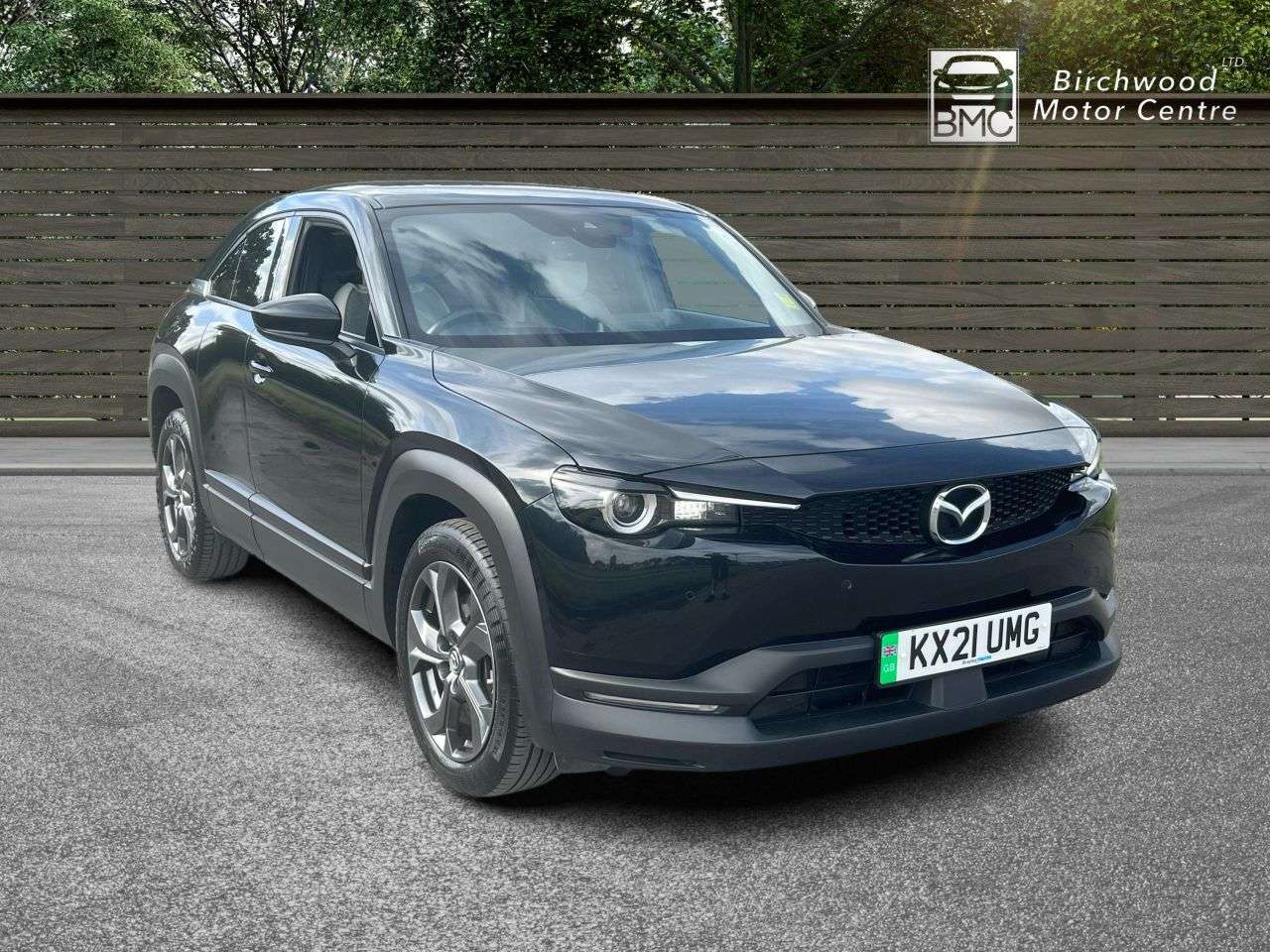 A 2021 MAZDA MX-30 35.5kWh Sport Lux SUV 5dr Electric Auto (145 ps) A 2021 MAZDA MX-30 35.5kWh Sport Lux SUV 5dr Electric Auto (145 ps)
