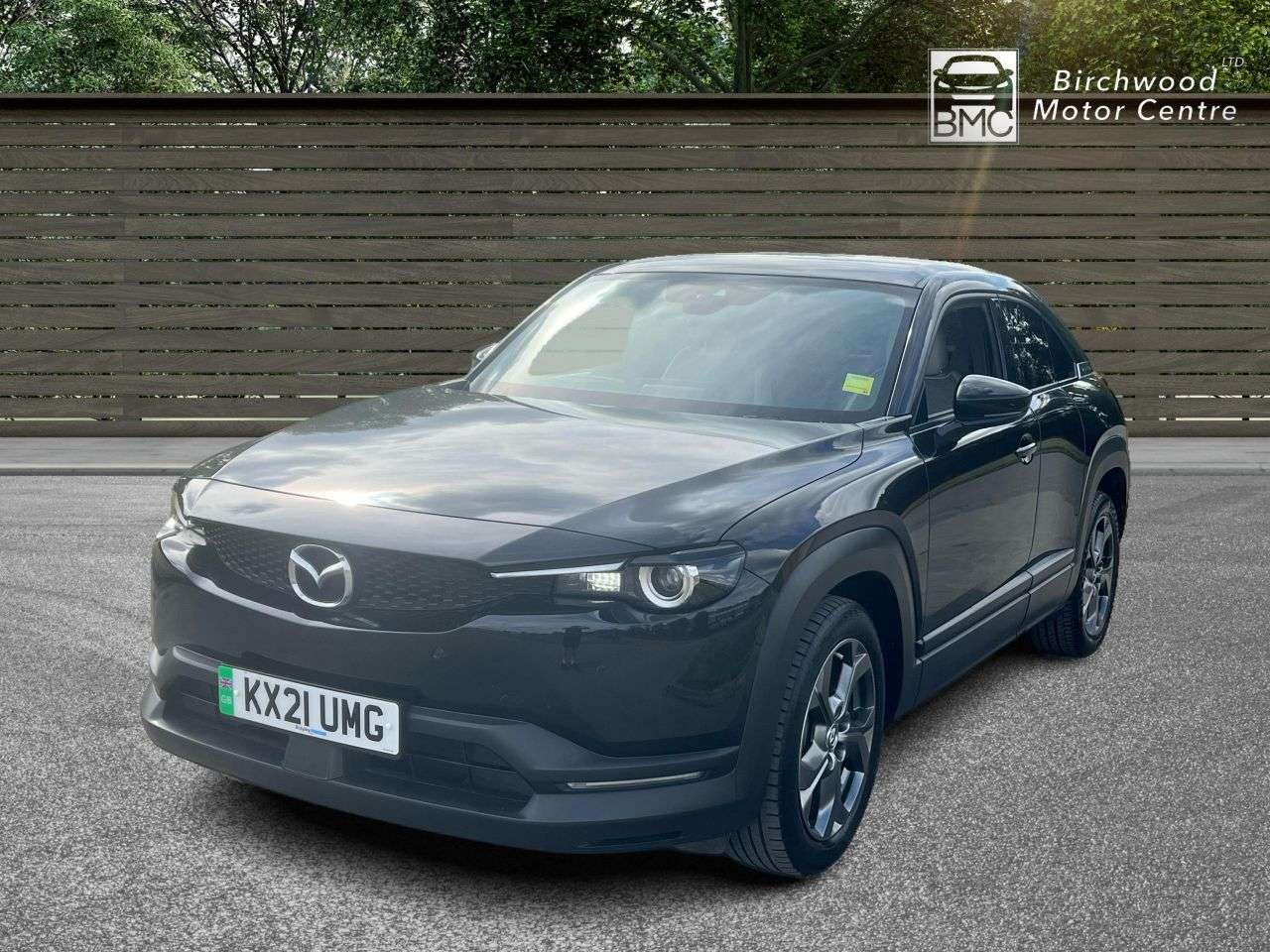 A 2021 MAZDA MX-30 35.5kWh Sport Lux SUV 5dr Electric Auto (145 ps) A 2021 MAZDA MX-30 35.5kWh Sport Lux SUV 5dr Electric Auto (145 ps)