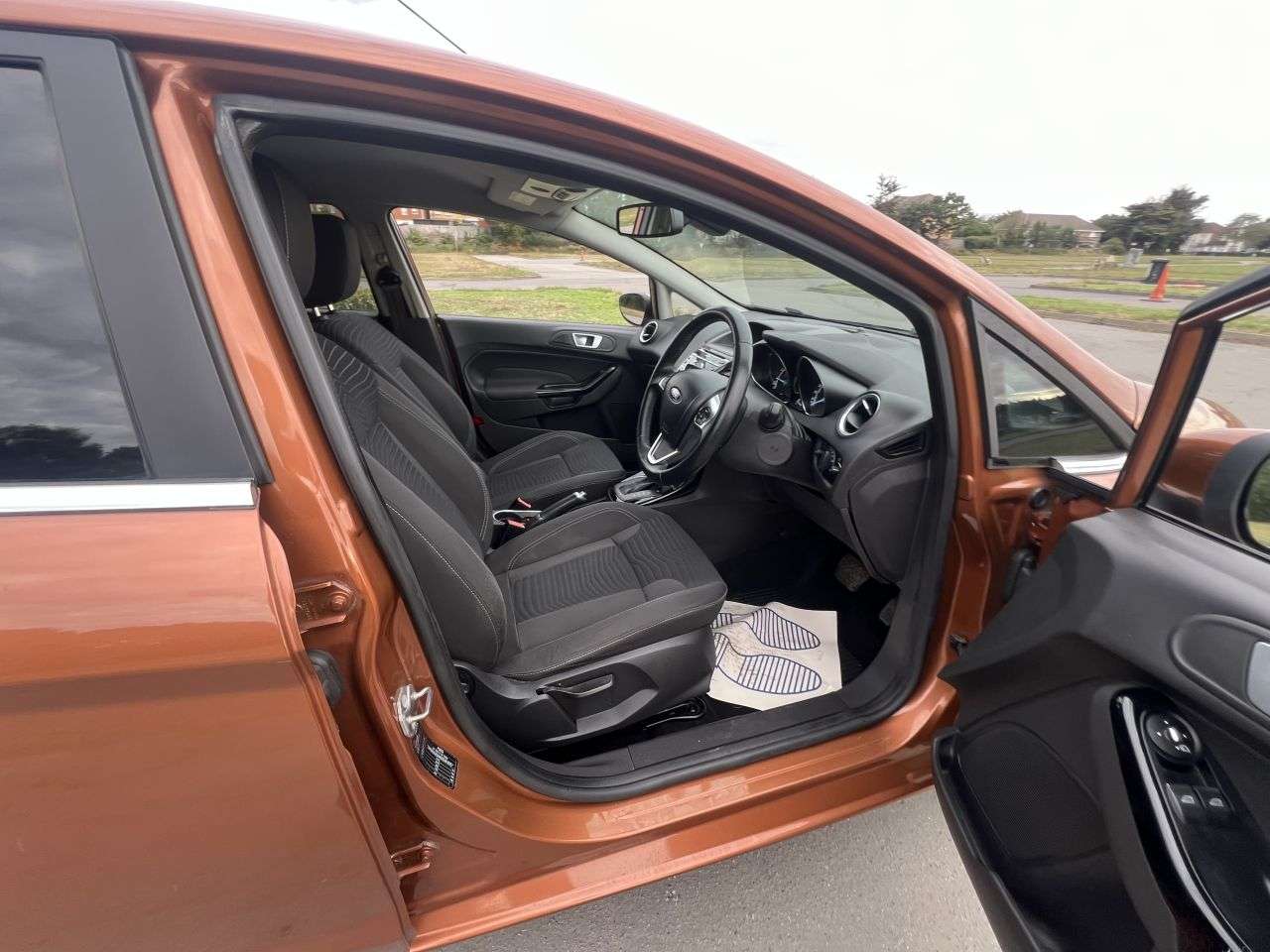 2014 FORD FIESTA 2014 FORD FIESTA