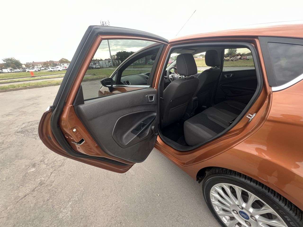 2014 FORD FIESTA 2014 FORD FIESTA