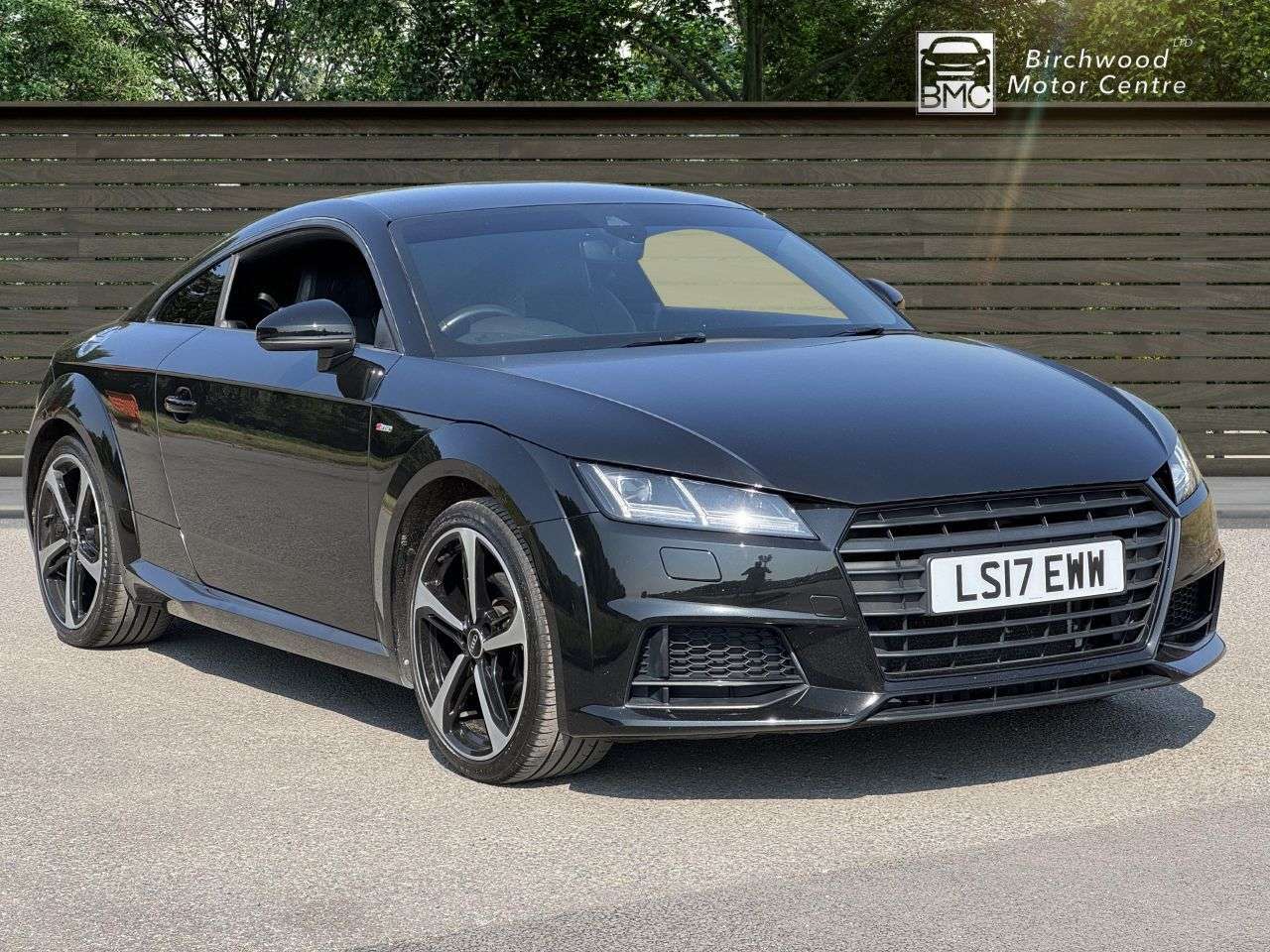 A 2017 AUDI TT 2.0 TFSI Black Edition Coupe 3dr Petrol S Tronic quattro Euro 6 (s/s) (230 A 2017 AUDI TT 2.0 TFSI Black Edition Coupe 3dr Petrol S Tronic quattro Euro 6 (s/s) (230