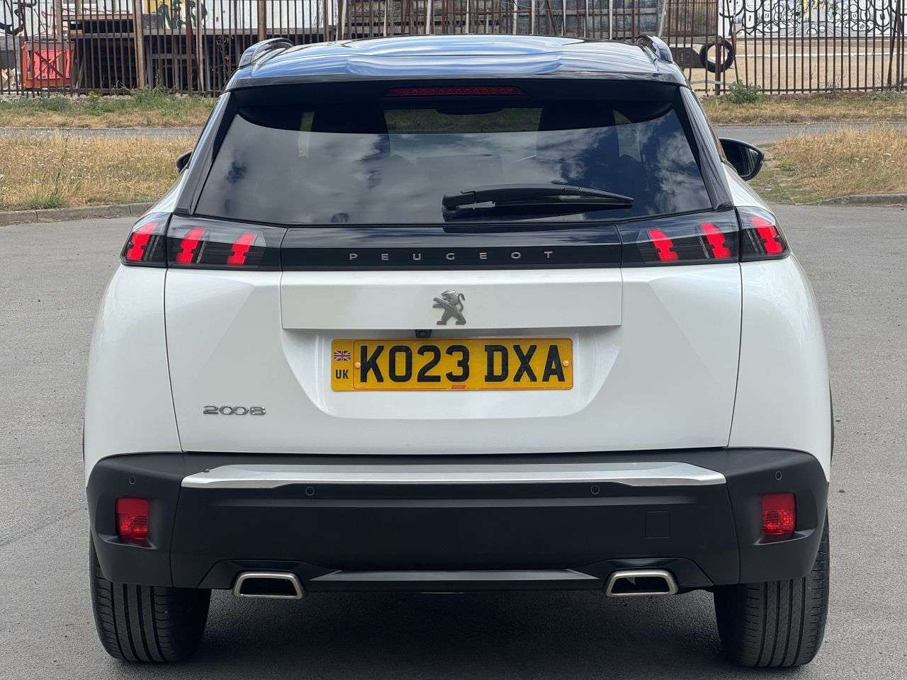 2023 PEUGEOT 2008 2023 PEUGEOT 2008