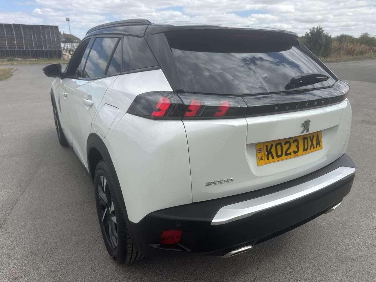 2023 PEUGEOT 2008 2023 PEUGEOT 2008