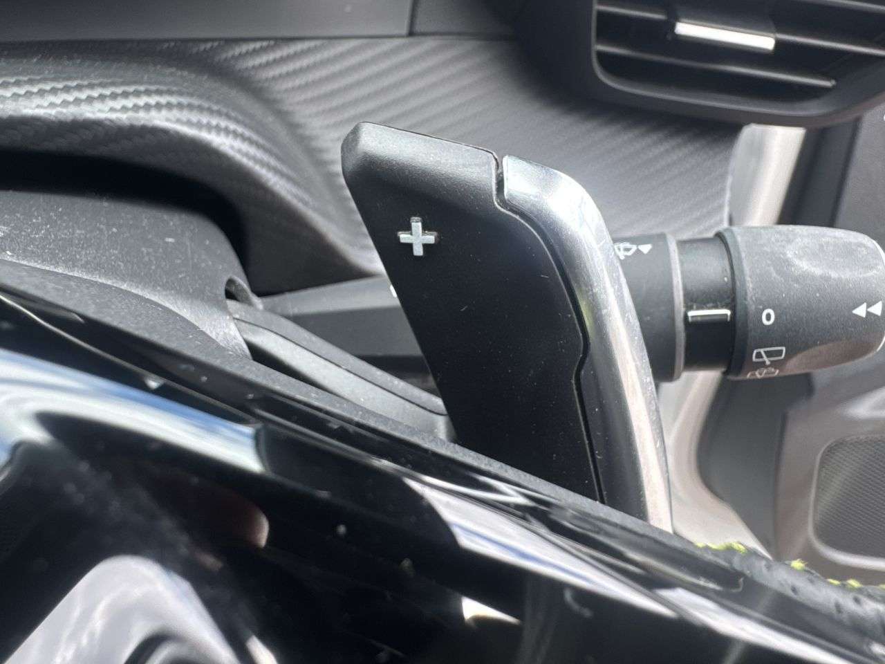 2023 PEUGEOT 2008 2023 PEUGEOT 2008