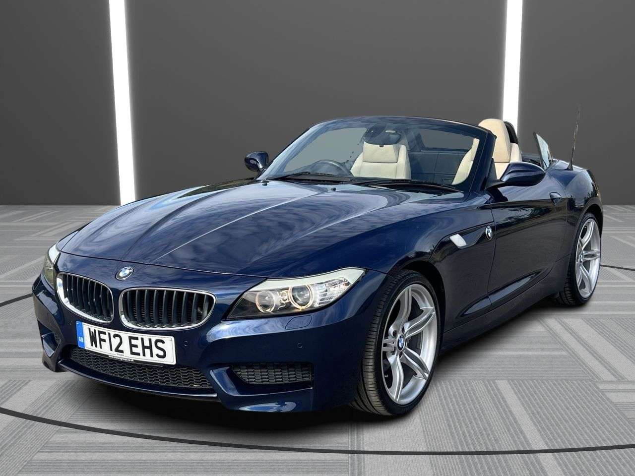 A 2012 BMW Z4 2.0 20i M Sport Convertible 2dr Petrol Manual sDrive Euro 5 (s/s) (184 ps) A 2012 BMW Z4 2.0 20i M Sport Convertible 2dr Petrol Manual sDrive Euro 5 (s/s) (184 ps)