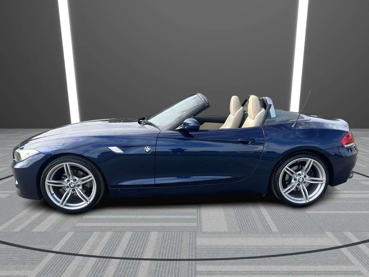A 2012 BMW Z4 2.0 20i M Sport Convertible 2dr Petrol Manual sDrive Euro 5 (s/s) (184 ps) A 2012 BMW Z4 2.0 20i M Sport Convertible 2dr Petrol Manual sDrive Euro 5 (s/s) (184 ps)