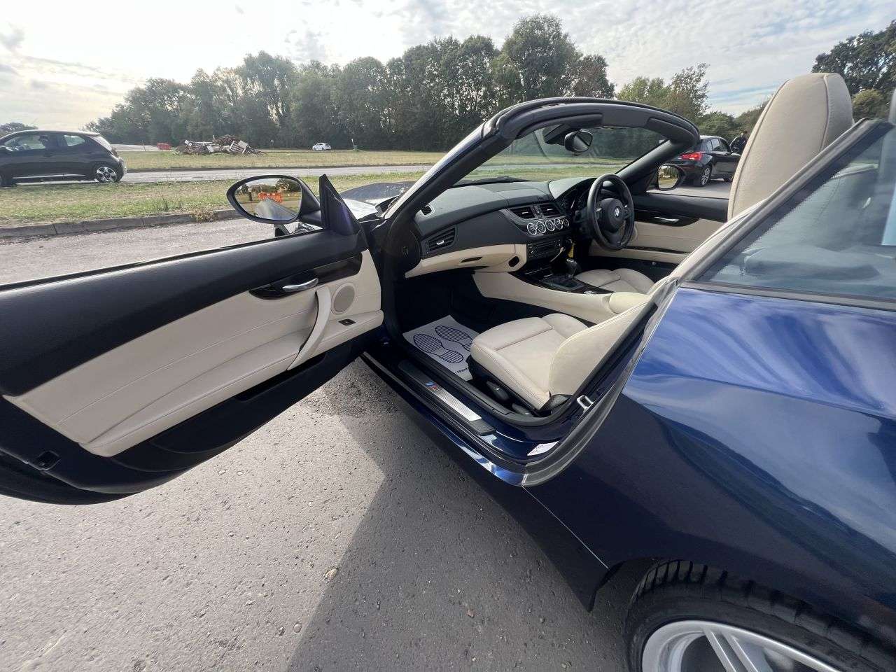 2012 BMW Z4 2012 BMW Z4