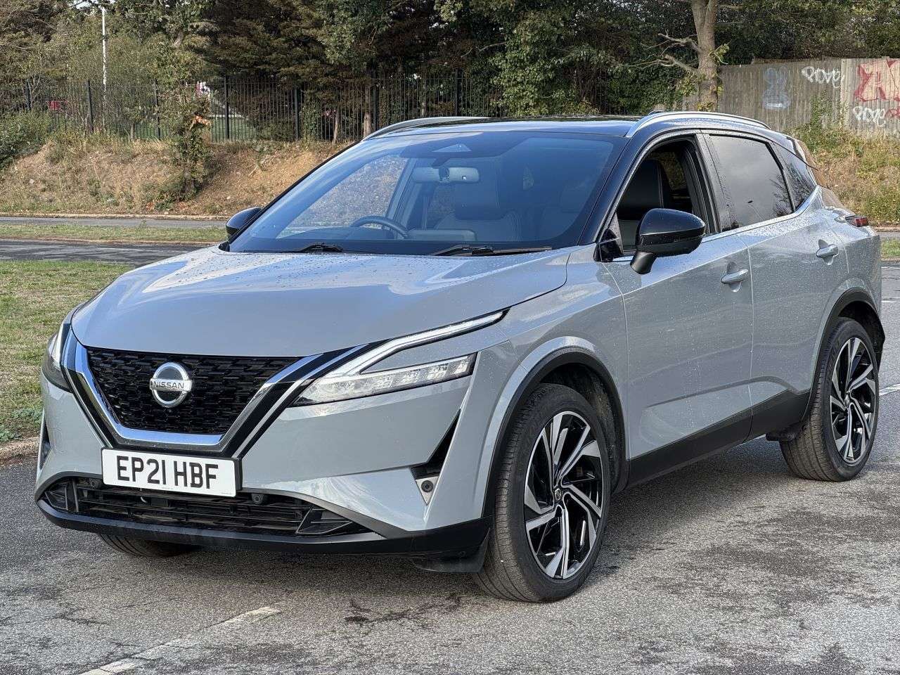 A 2021 NISSAN QASHQAI 1.3 DIG-T MHEV Tekna+ SUV 5dr Petrol Hybrid Manual Euro 6 (s/s) (158 ps) FU A 2021 NISSAN QASHQAI 1.3 DIG-T MHEV Tekna+ SUV 5dr Petrol Hybrid Manual Euro 6 (s/s) (158 ps) FU