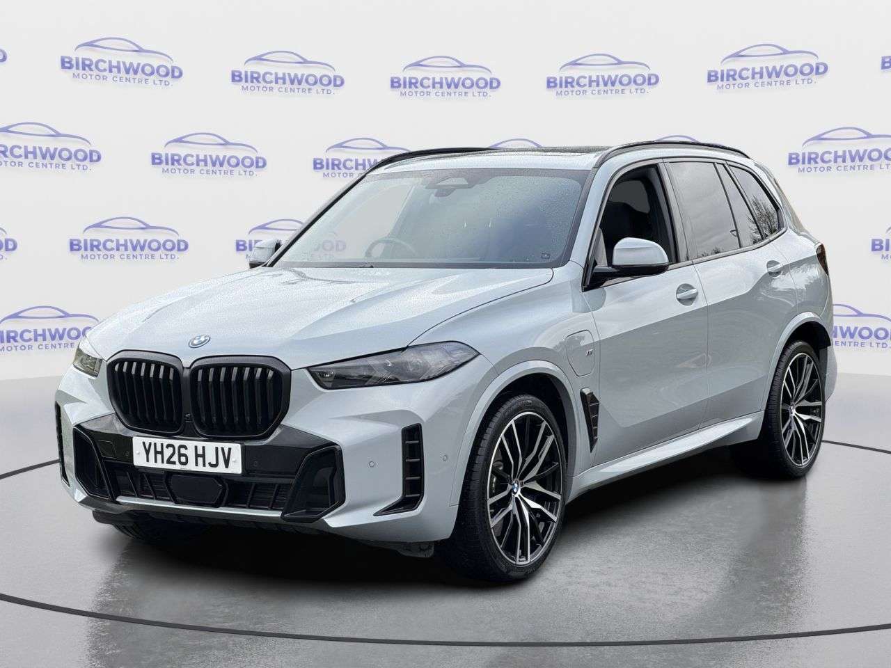 A 2026 BMW X5 3.0 50e 25.7kWh M Sport SUV 5dr Petrol Plug-in Hybrid Steptronic xDrive Eur A 2026 BMW X5 3.0 50e 25.7kWh M Sport SUV 5dr Petrol Plug-in Hybrid Steptronic xDrive Eur