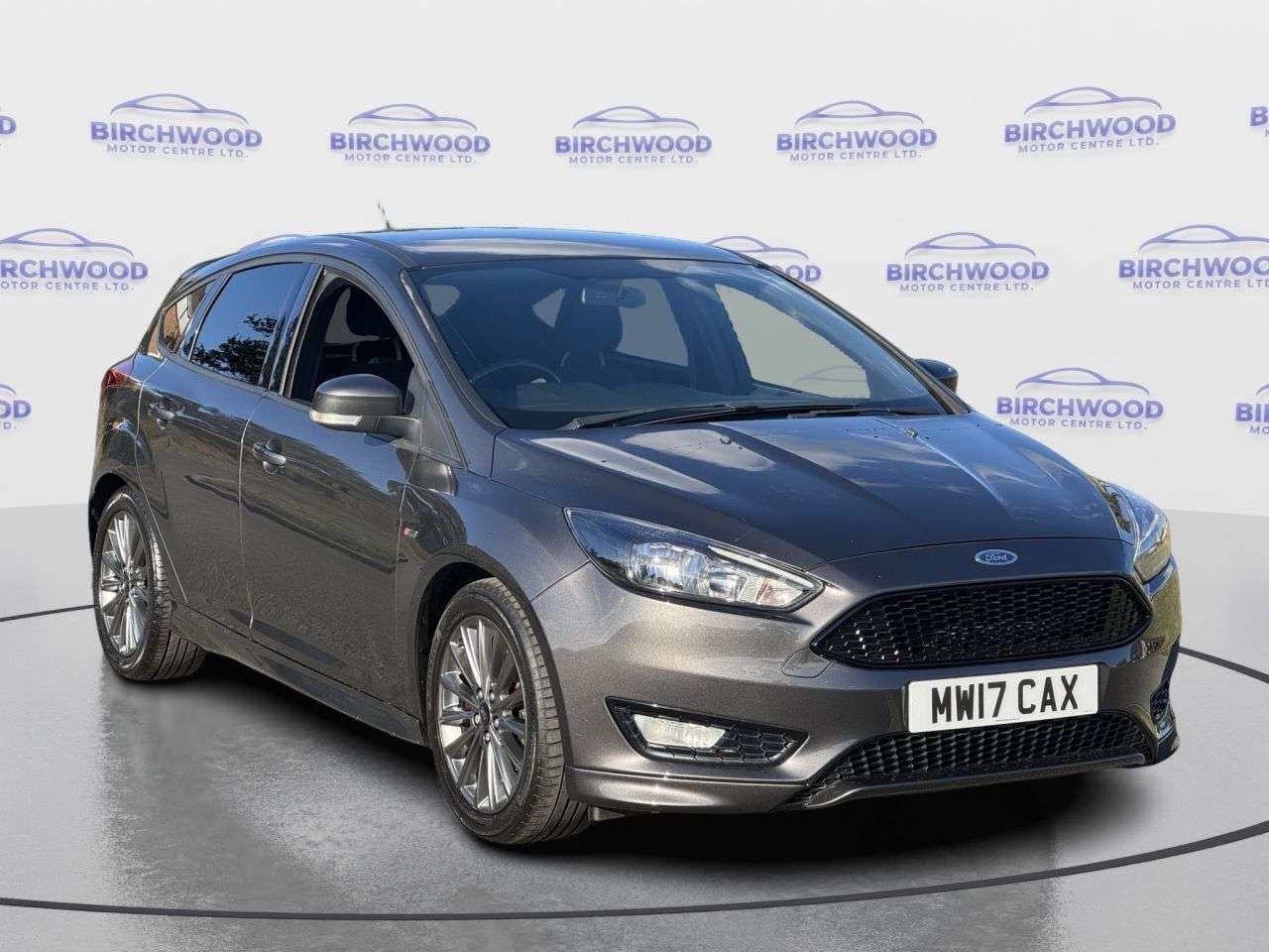 A 2017 FORD FOCUS 1.0T EcoBoost ST-Line Hatchback 5dr Petrol Manual Euro 6 (s/s) (125 ps) A 2017 FORD FOCUS 1.0T EcoBoost ST-Line Hatchback 5dr Petrol Manual Euro 6 (s/s) (125 ps)
