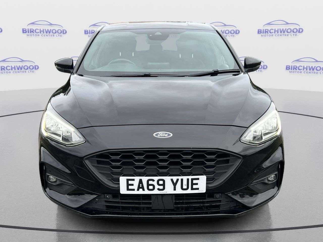 A 2019 FORD FOCUS 1.0T EcoBoost ST-Line X Hatchback 5dr Petrol Manual Euro 6 (s/s) (125 ps) S A 2019 FORD FOCUS 1.0T EcoBoost ST-Line X Hatchback 5dr Petrol Manual Euro 6 (s/s) (125 ps) S