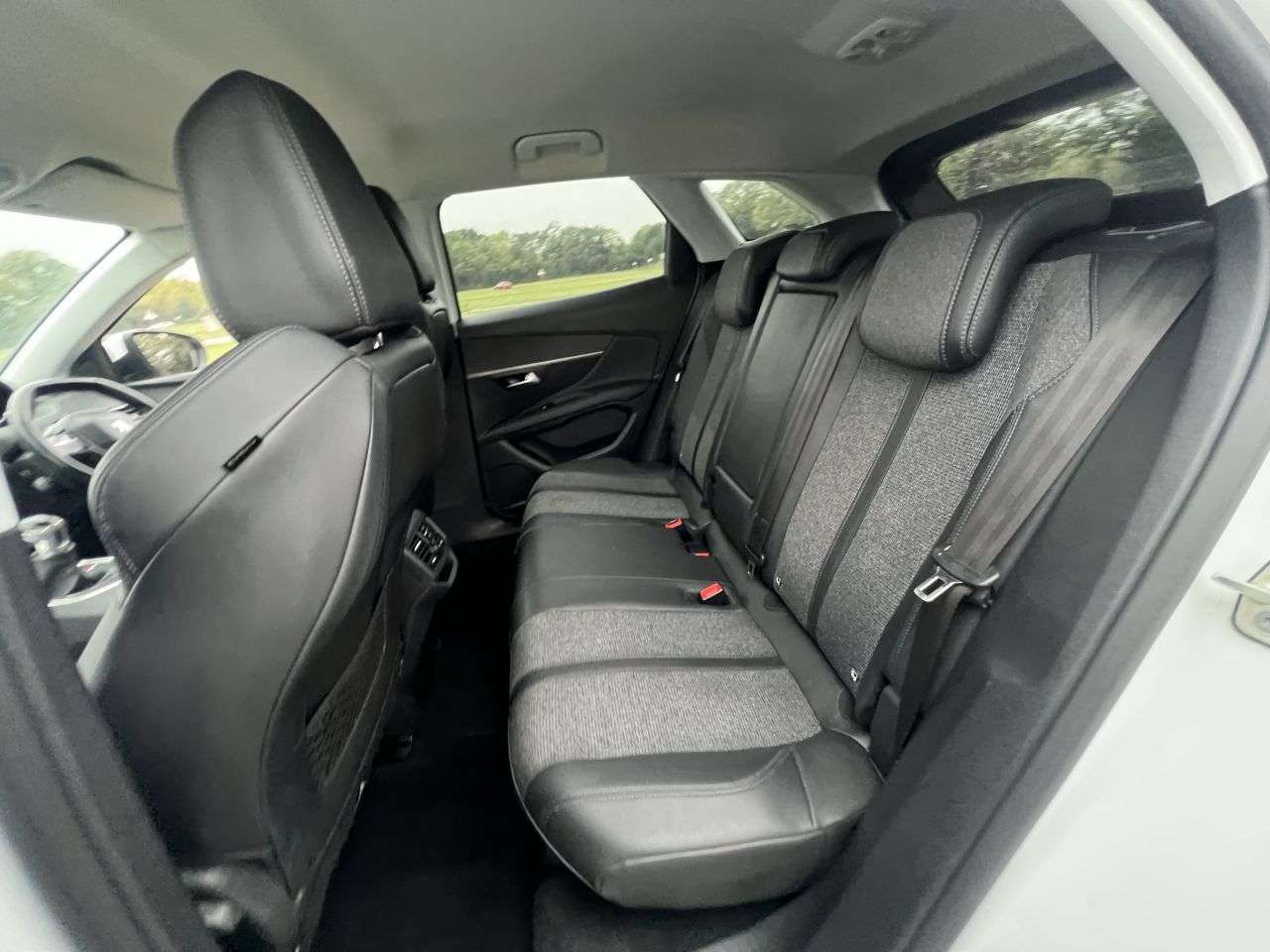 2019 PEUGEOT 3008 2019 PEUGEOT 3008