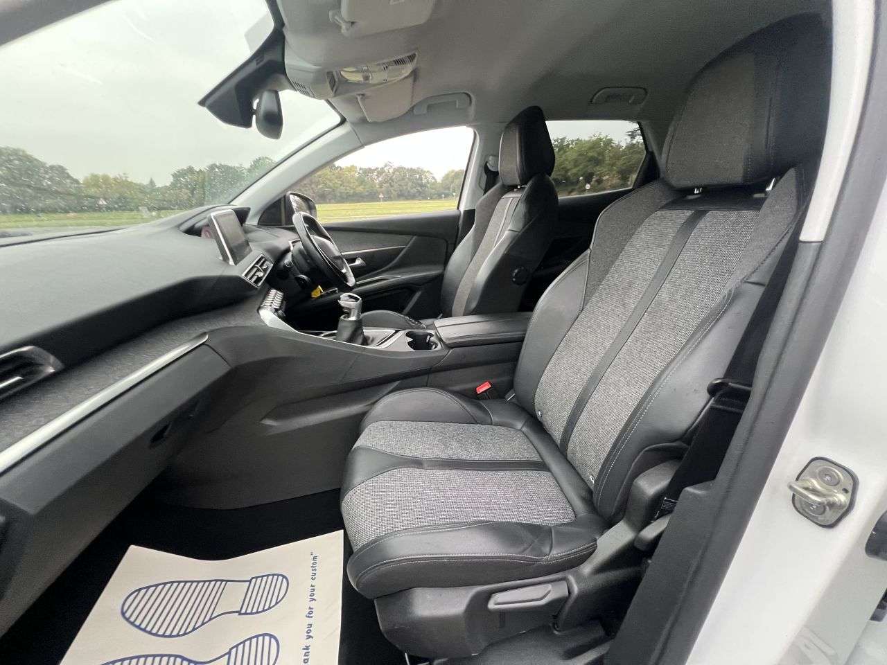 2019 PEUGEOT 3008 2019 PEUGEOT 3008