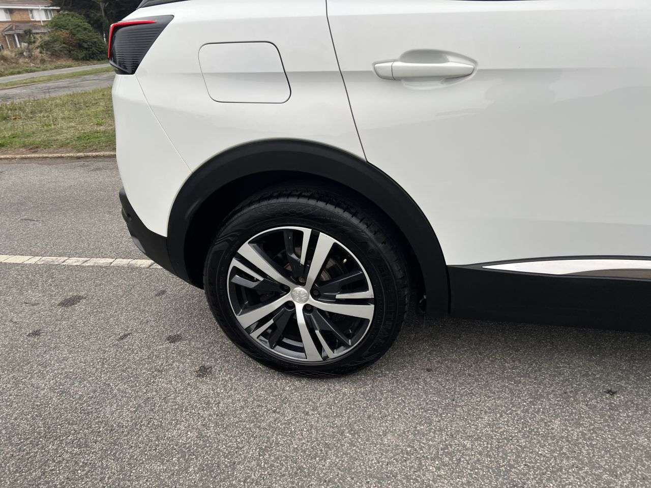 2019 PEUGEOT 3008 2019 PEUGEOT 3008