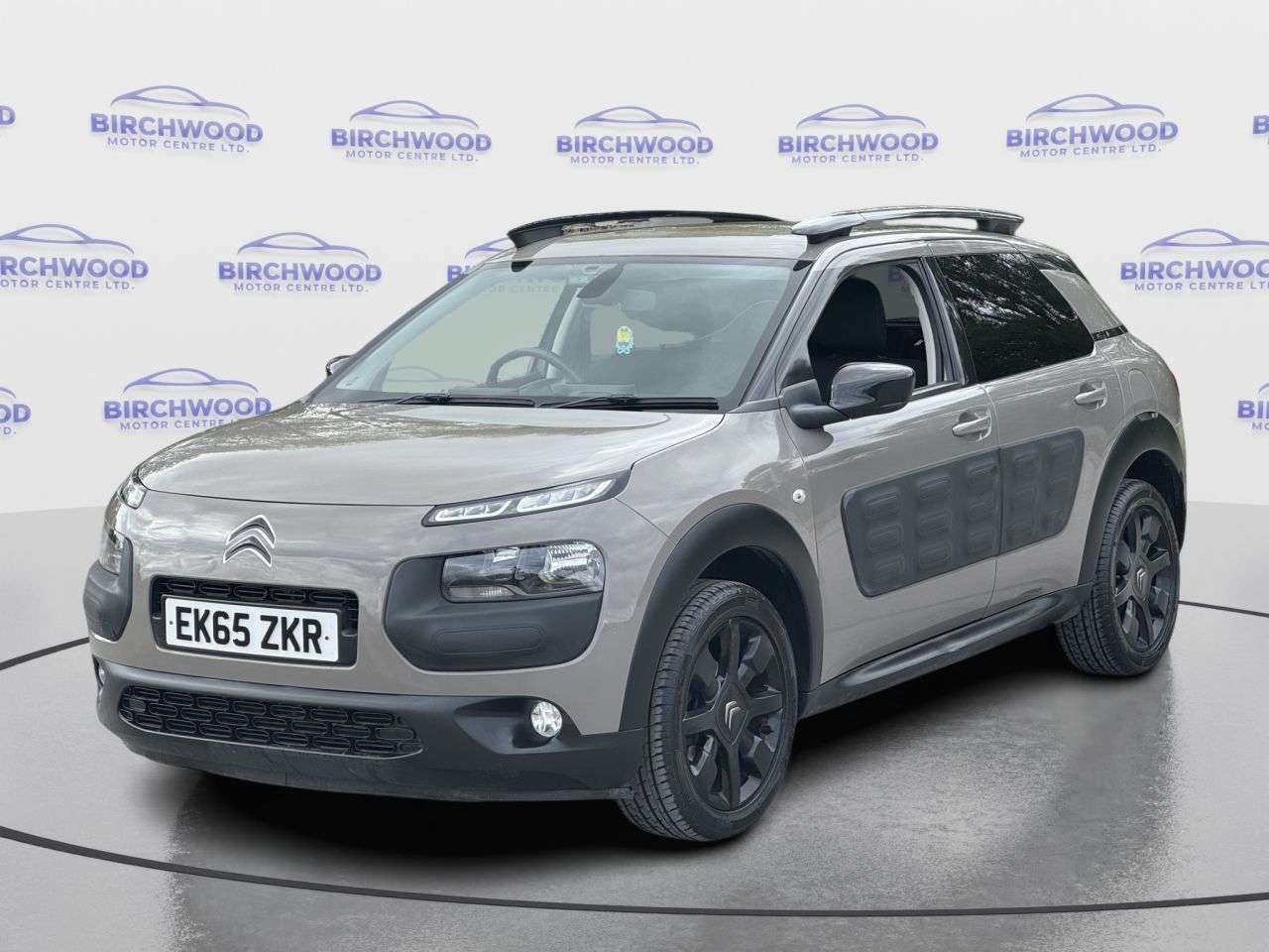 A 2015 CITROEN C4 CACTUS 1.2 PureTech Flair Hatchback 5dr Petrol ETG5 Euro 6 (s/s) (82 ps) LOW MILEA A 2015 CITROEN C4 CACTUS 1.2 PureTech Flair Hatchback 5dr Petrol ETG5 Euro 6 (s/s) (82 ps) LOW MILEA