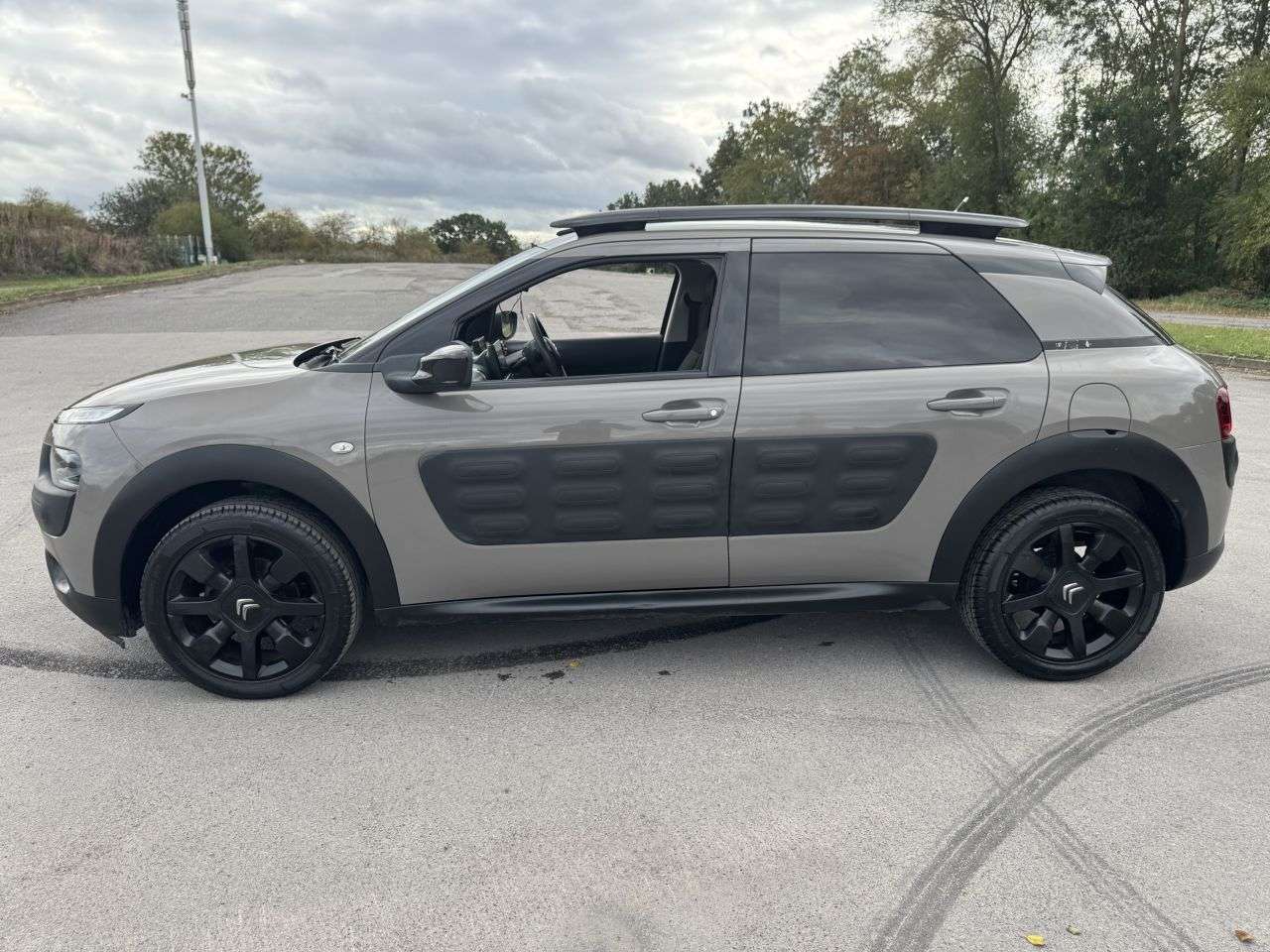 2015 CITROEN C4 CACTUS 2015 CITROEN C4 CACTUS