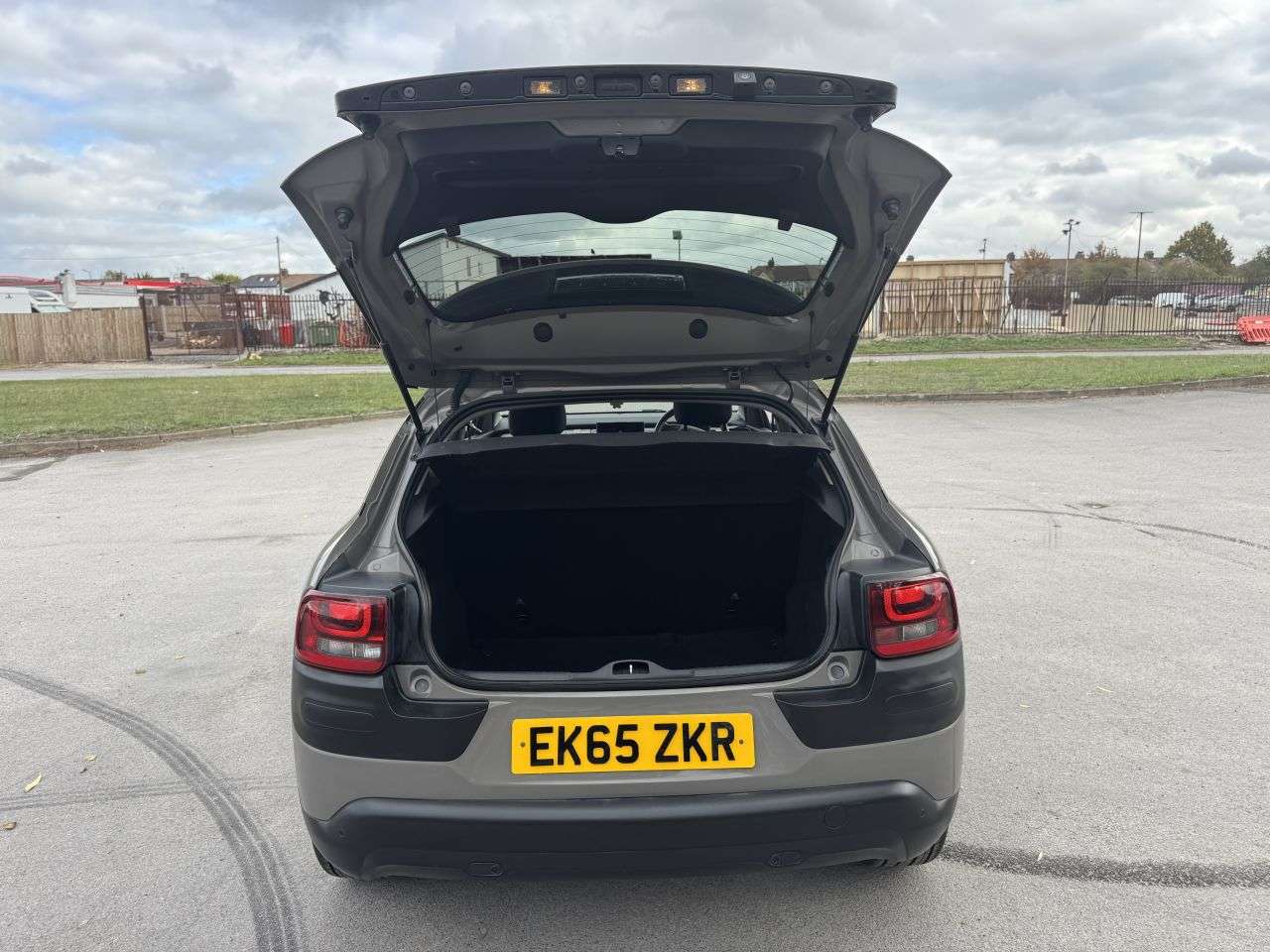 2015 CITROEN C4 CACTUS 2015 CITROEN C4 CACTUS