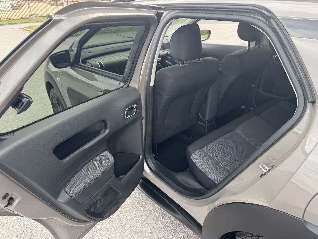2015 CITROEN C4 CACTUS 2015 CITROEN C4 CACTUS
