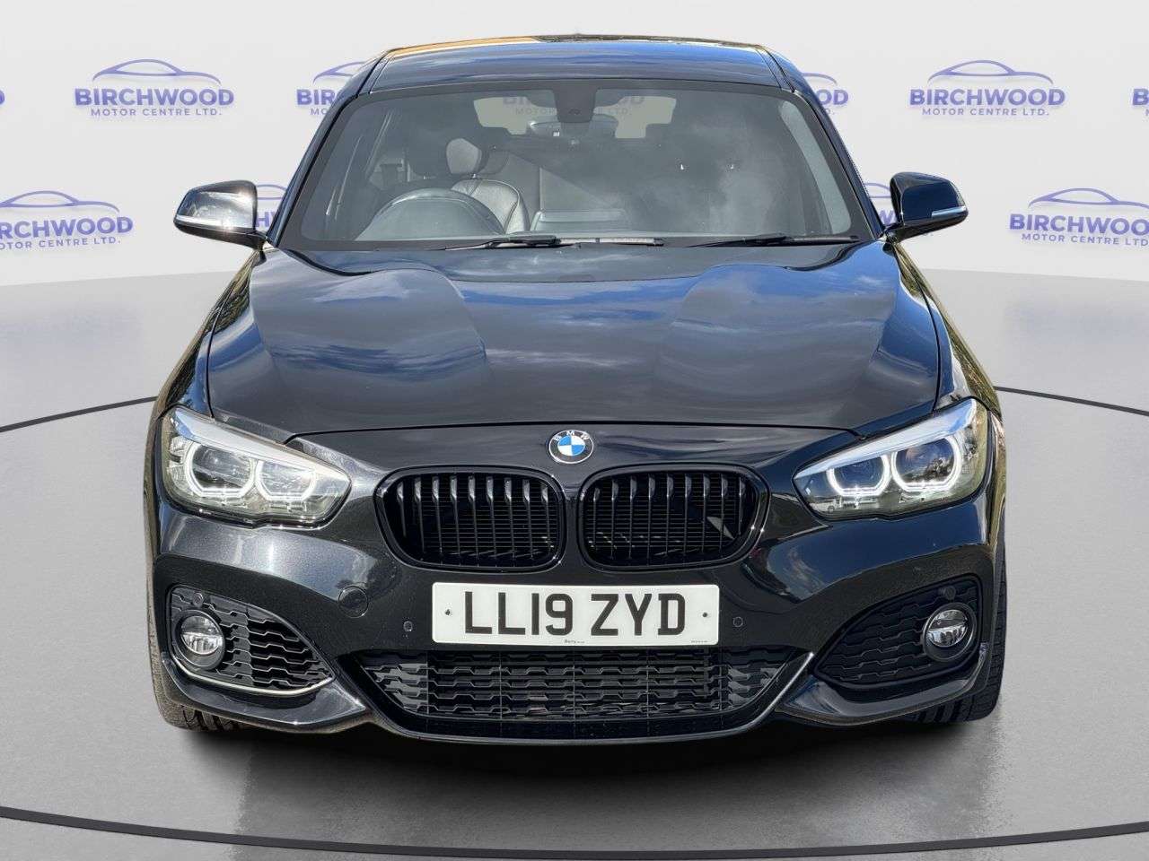 A 2019 BMW 1 SERIES 1.5 118i GPF M Sport Shadow Edition Hatchback 5dr Petrol Auto Euro 6 (s/s) A 2019 BMW 1 SERIES 1.5 118i GPF M Sport Shadow Edition Hatchback 5dr Petrol Auto Euro 6 (s/s)
