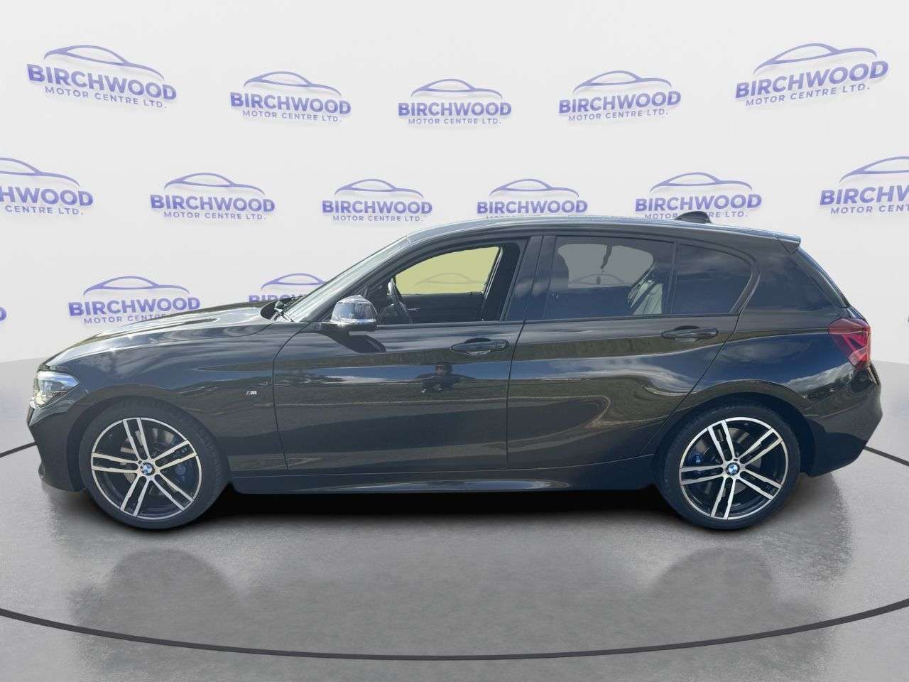 A 2019 BMW 1 SERIES 1.5 118i GPF M Sport Shadow Edition Hatchback 5dr Petrol Auto Euro 6 (s/s) A 2019 BMW 1 SERIES 1.5 118i GPF M Sport Shadow Edition Hatchback 5dr Petrol Auto Euro 6 (s/s)