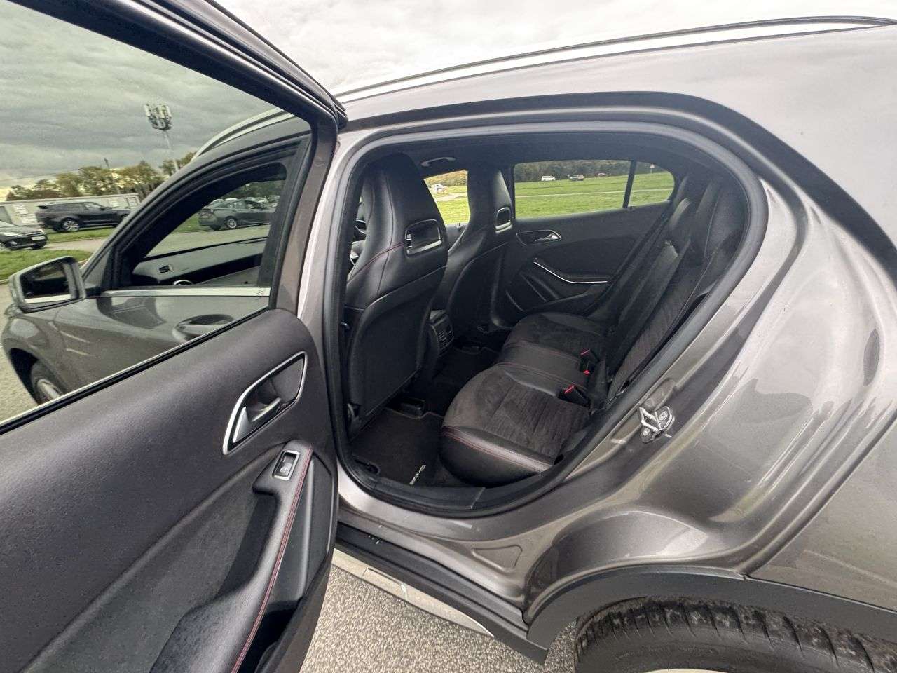 2018 MERCEDES-BENZ 180 2018 MERCEDES-BENZ 180