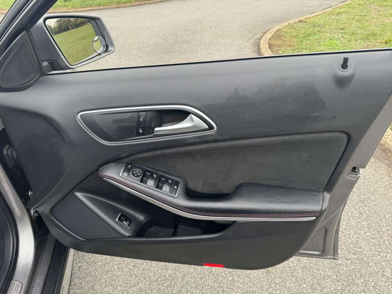 2018 MERCEDES-BENZ 180 2018 MERCEDES-BENZ 180