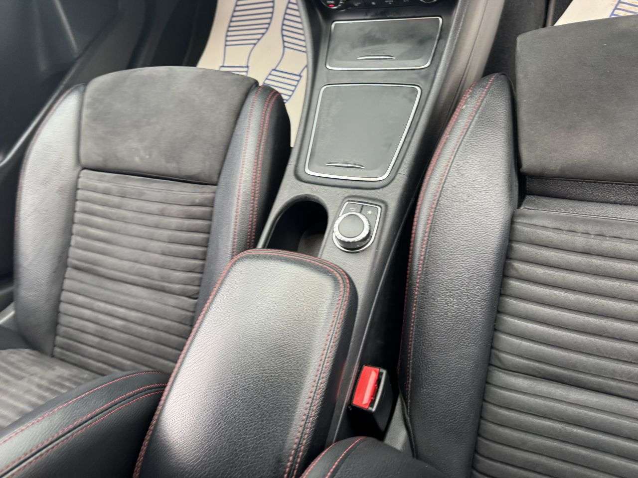 2018 MERCEDES-BENZ 180 2018 MERCEDES-BENZ 180