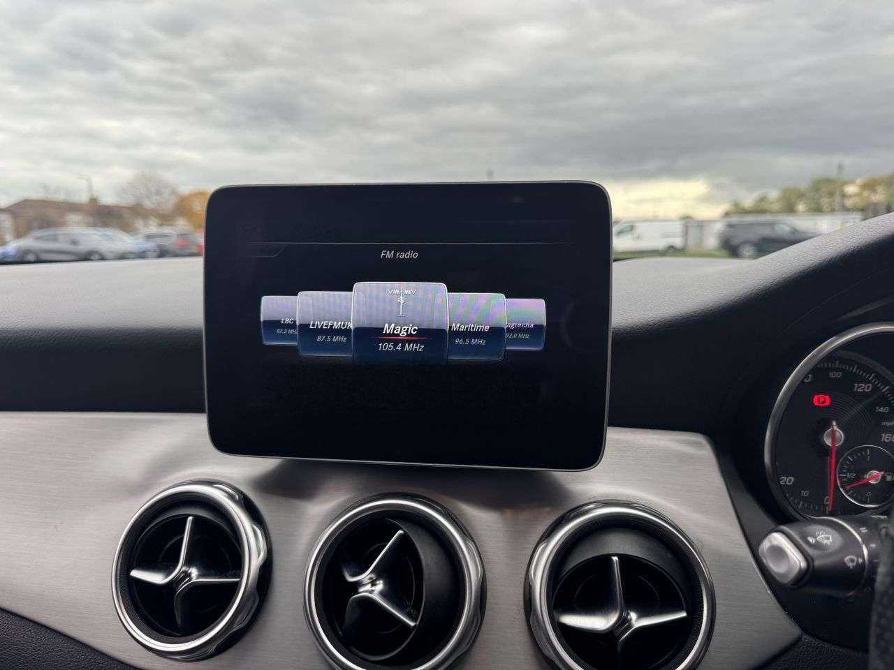 2018 MERCEDES-BENZ 180 2018 MERCEDES-BENZ 180