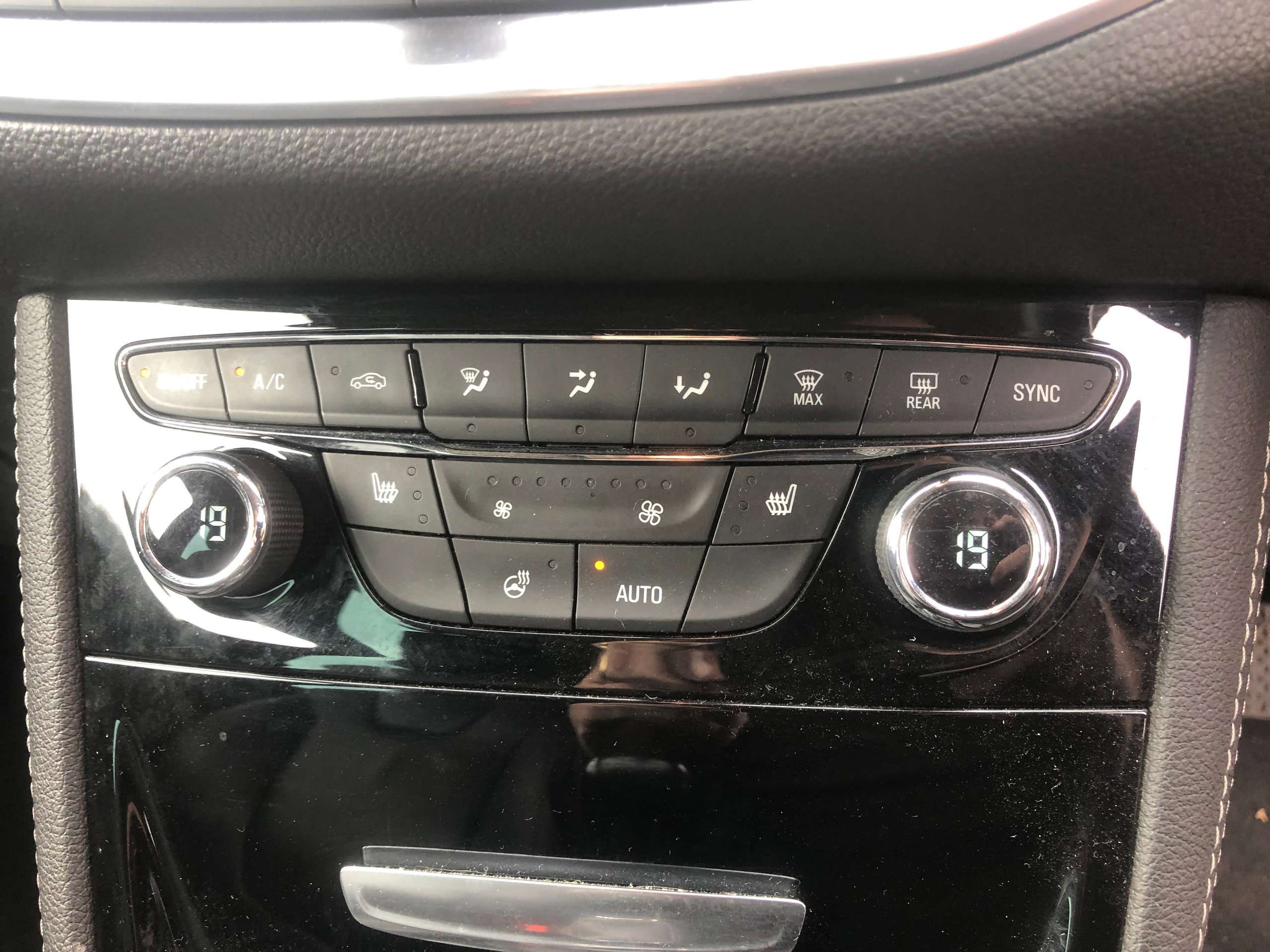 2016 VAUXHALL ASTRA 2016 VAUXHALL ASTRA