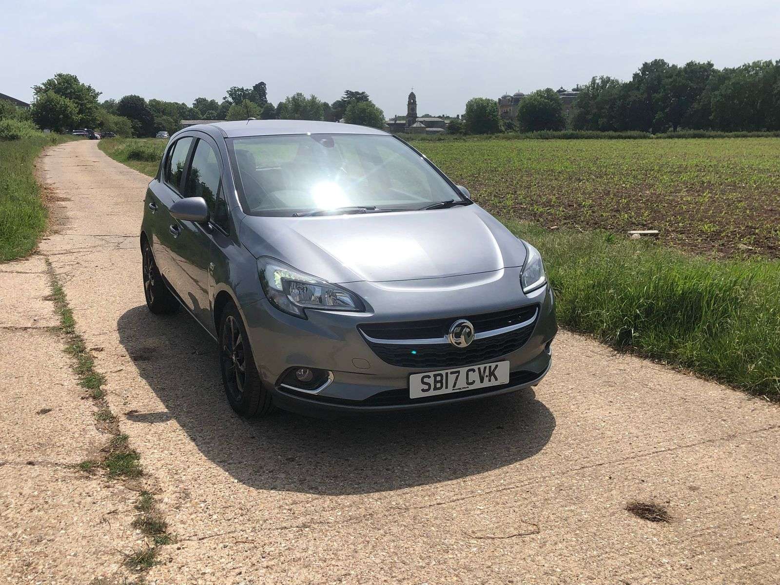 A 2017 VAUXHALL CORSA 1.4i ecoFLEX SRi Hatchback 5dr Petrol Manual Euro 6 (75 ps) A 2017 VAUXHALL CORSA 1.4i ecoFLEX SRi Hatchback 5dr Petrol Manual Euro 6 (75 ps)
