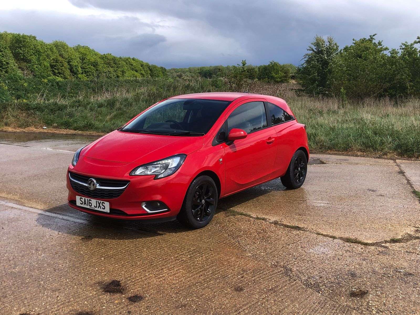 A 2016 VAUXHALL CORSA 1.4i ecoFLEX SRi Hatchback 3dr Petrol Manual Euro 6 (75 ps) A 2016 VAUXHALL CORSA 1.4i ecoFLEX SRi Hatchback 3dr Petrol Manual Euro 6 (75 ps)