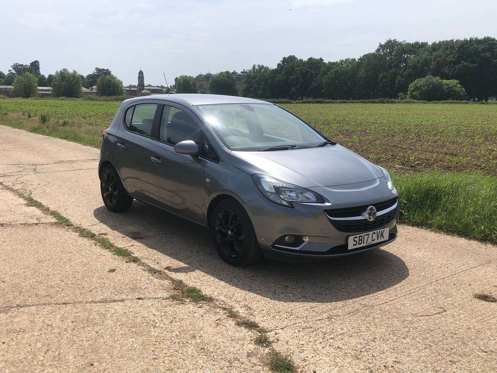 A 2017 VAUXHALL CORSA 1.4i ecoFLEX SRi Hatchback 5dr Petrol Manual Euro 6 (75 ps) A 2017 VAUXHALL CORSA 1.4i ecoFLEX SRi Hatchback 5dr Petrol Manual Euro 6 (75 ps)