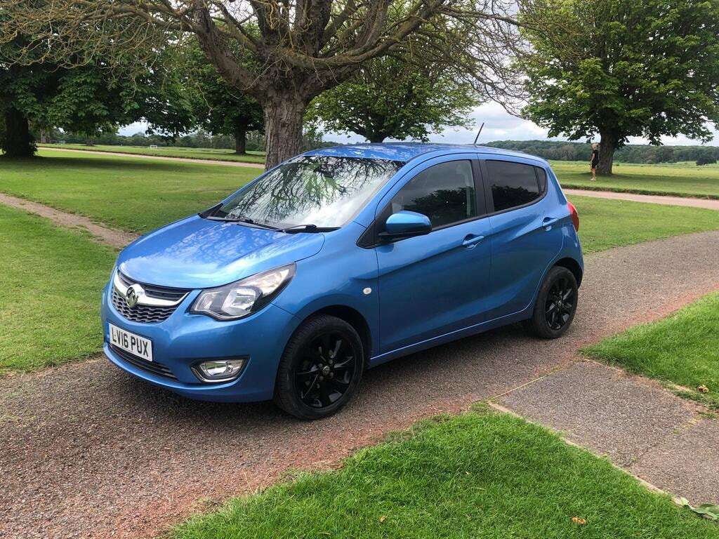 A 2016 VAUXHALL VIVA 1.0i SL Hatchback 5dr Petrol Manual Euro 6 (75 ps) A 2016 VAUXHALL VIVA 1.0i SL Hatchback 5dr Petrol Manual Euro 6 (75 ps)