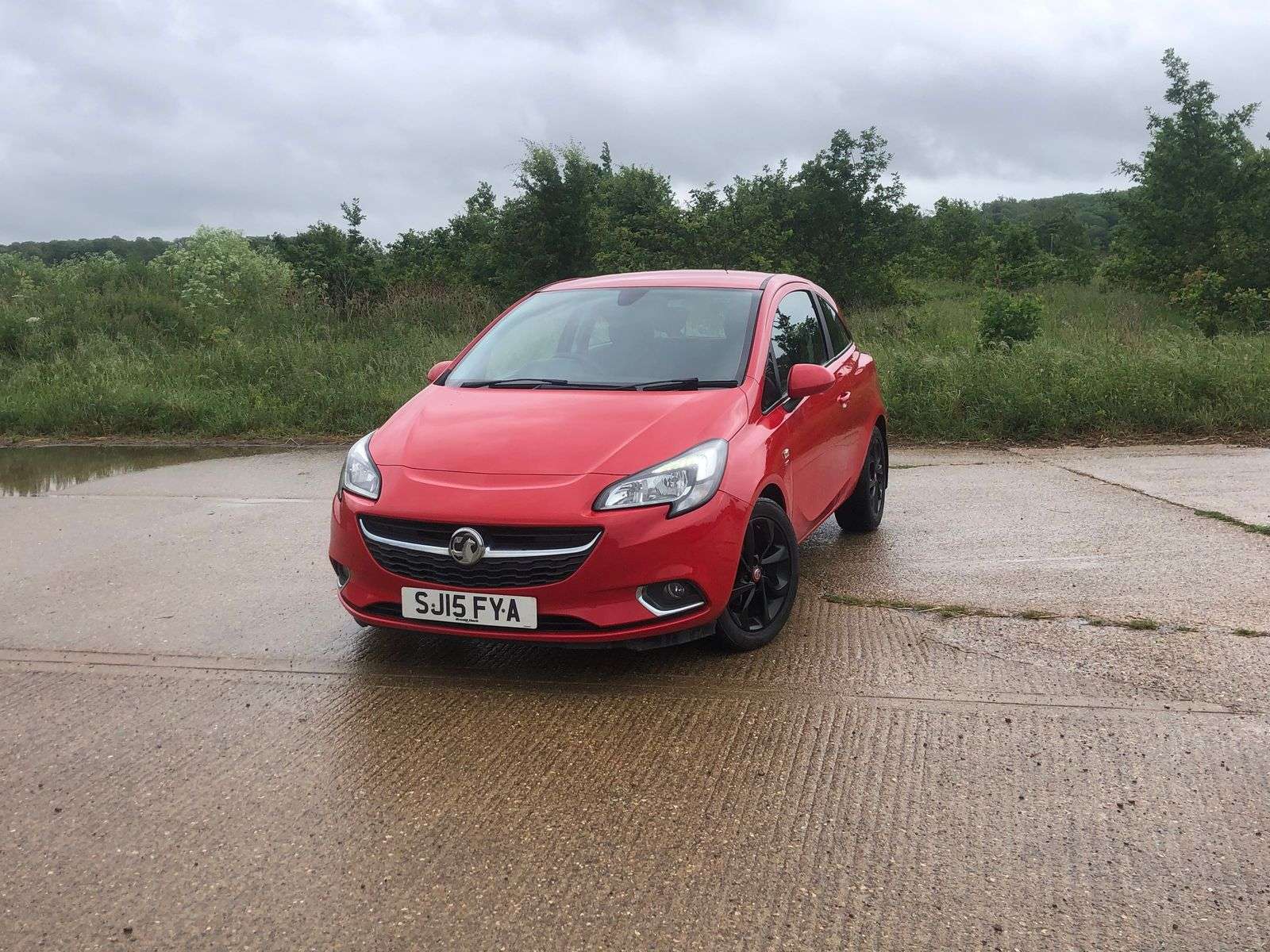 A 2015 VAUXHALL CORSA 1.4i ecoFLEX SRi Hatchback 3dr Petrol Manual Euro 6 (90 ps) A 2015 VAUXHALL CORSA 1.4i ecoFLEX SRi Hatchback 3dr Petrol Manual Euro 6 (90 ps)