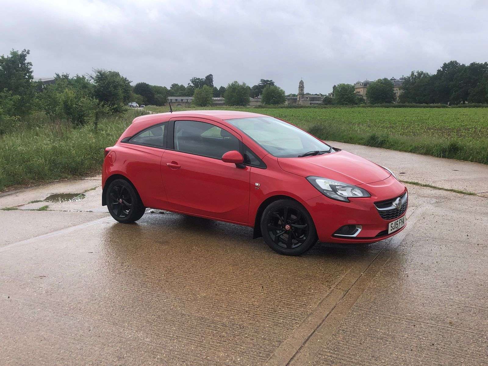 A 2015 VAUXHALL CORSA 1.4i ecoFLEX SRi Hatchback 3dr Petrol Manual Euro 6 (90 ps) A 2015 VAUXHALL CORSA 1.4i ecoFLEX SRi Hatchback 3dr Petrol Manual Euro 6 (90 ps)