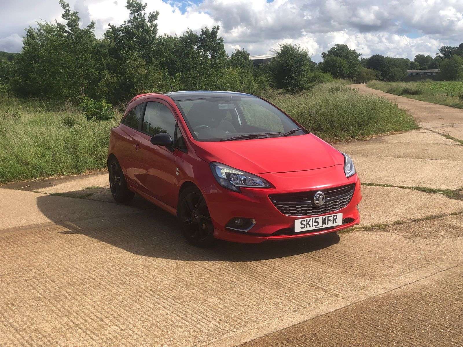 A 2015 VAUXHALL CORSA 1.4i ecoTEC Limited Edition Hatchback 3dr Petrol Manual Euro 6 (90 ps) A 2015 VAUXHALL CORSA 1.4i ecoTEC Limited Edition Hatchback 3dr Petrol Manual Euro 6 (90 ps)