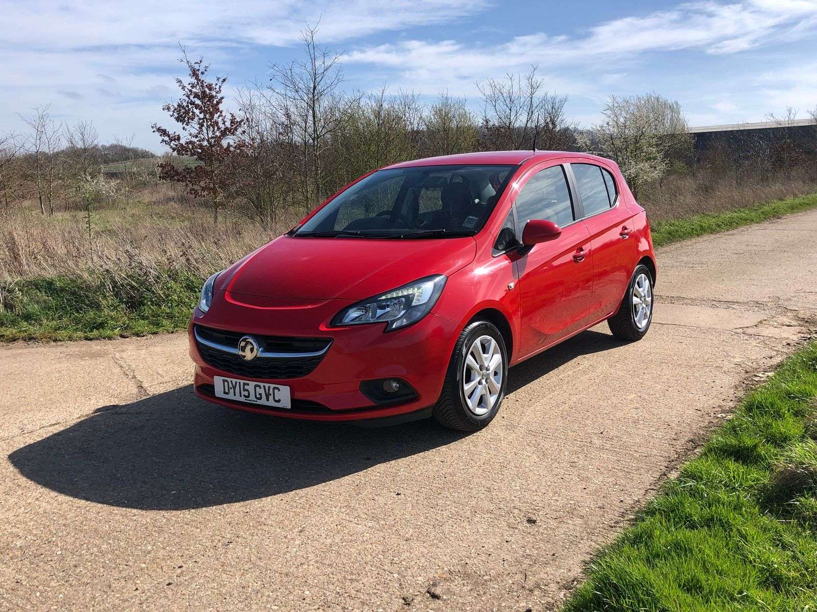 A 2015 VAUXHALL CORSA 1.4i ecoTEC Design Hatchback 5dr Petrol Manual Euro 6 (90 ps) A 2015 VAUXHALL CORSA 1.4i ecoTEC Design Hatchback 5dr Petrol Manual Euro 6 (90 ps)