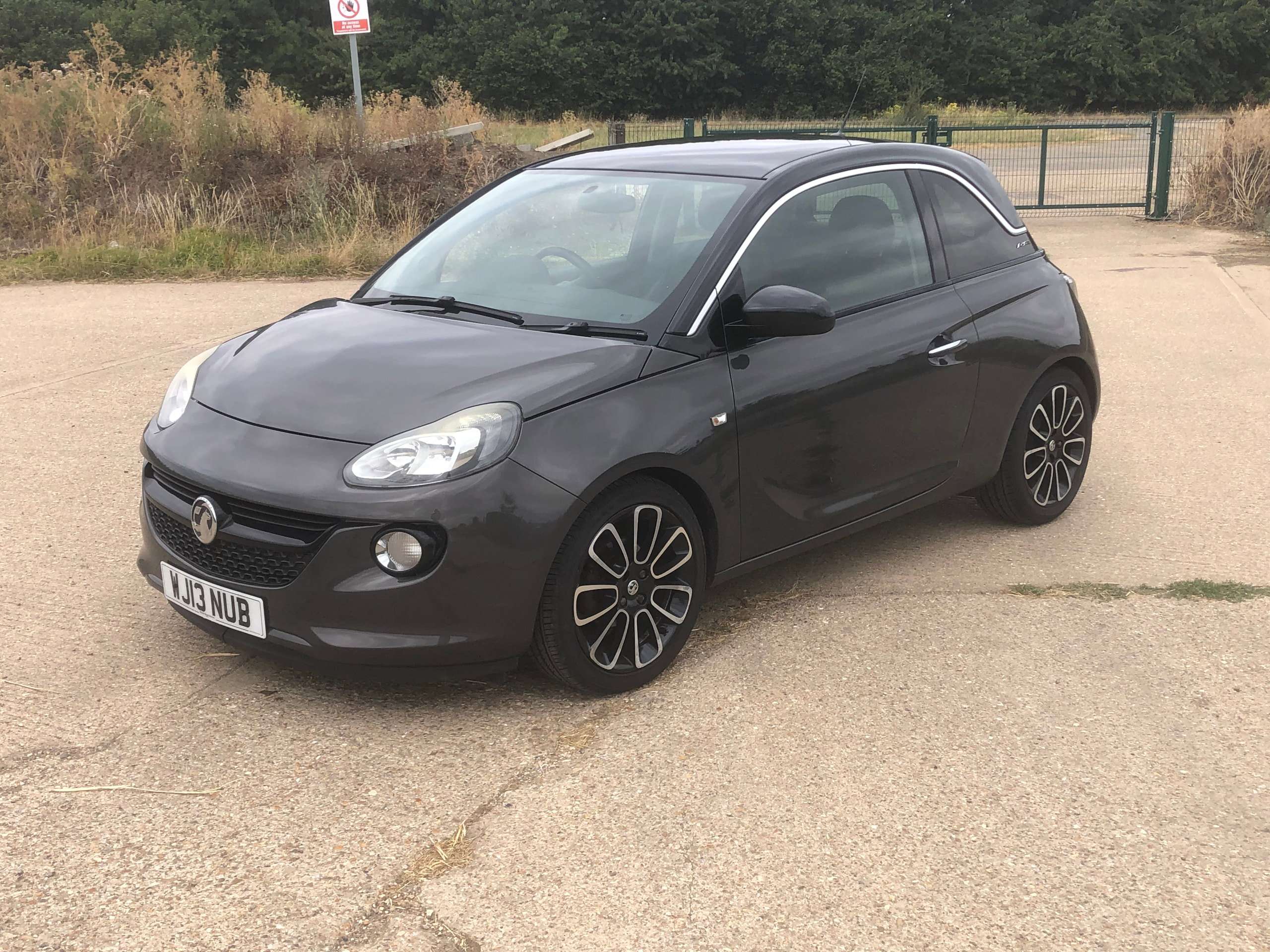 A 2013 VAUXHALL ADAM 1.4 ecoFLEX 16v GLAM Hatchback 3dr Petrol Manual Euro 5 (s/s) (87 ps) A 2013 VAUXHALL ADAM 1.4 ecoFLEX 16v GLAM Hatchback 3dr Petrol Manual Euro 5 (s/s) (87 ps)