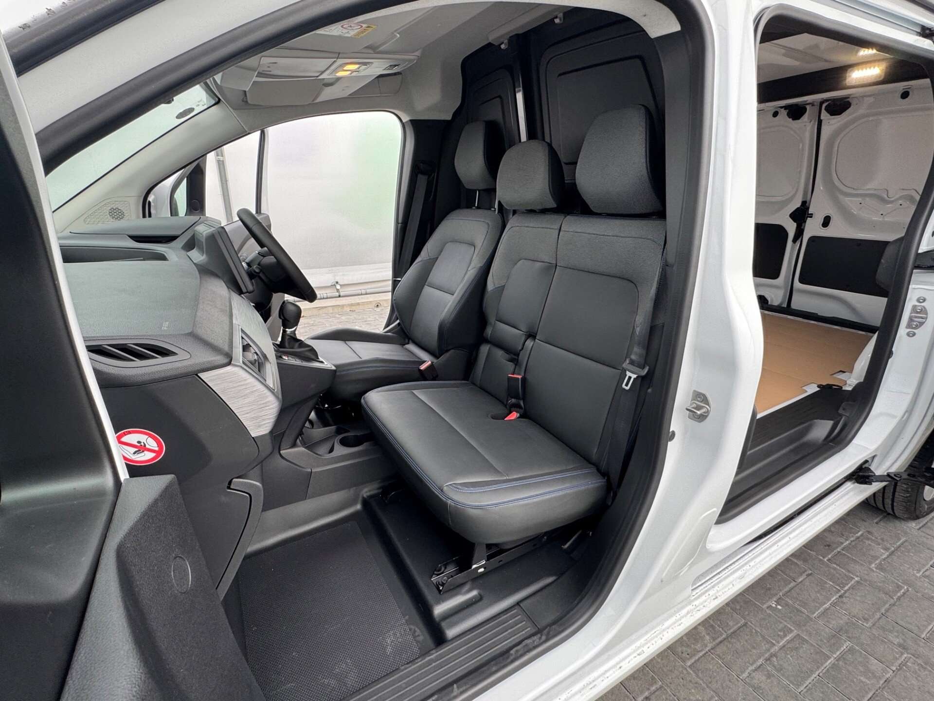 2025 NISSAN TOWNSTAR 2025 NISSAN TOWNSTAR