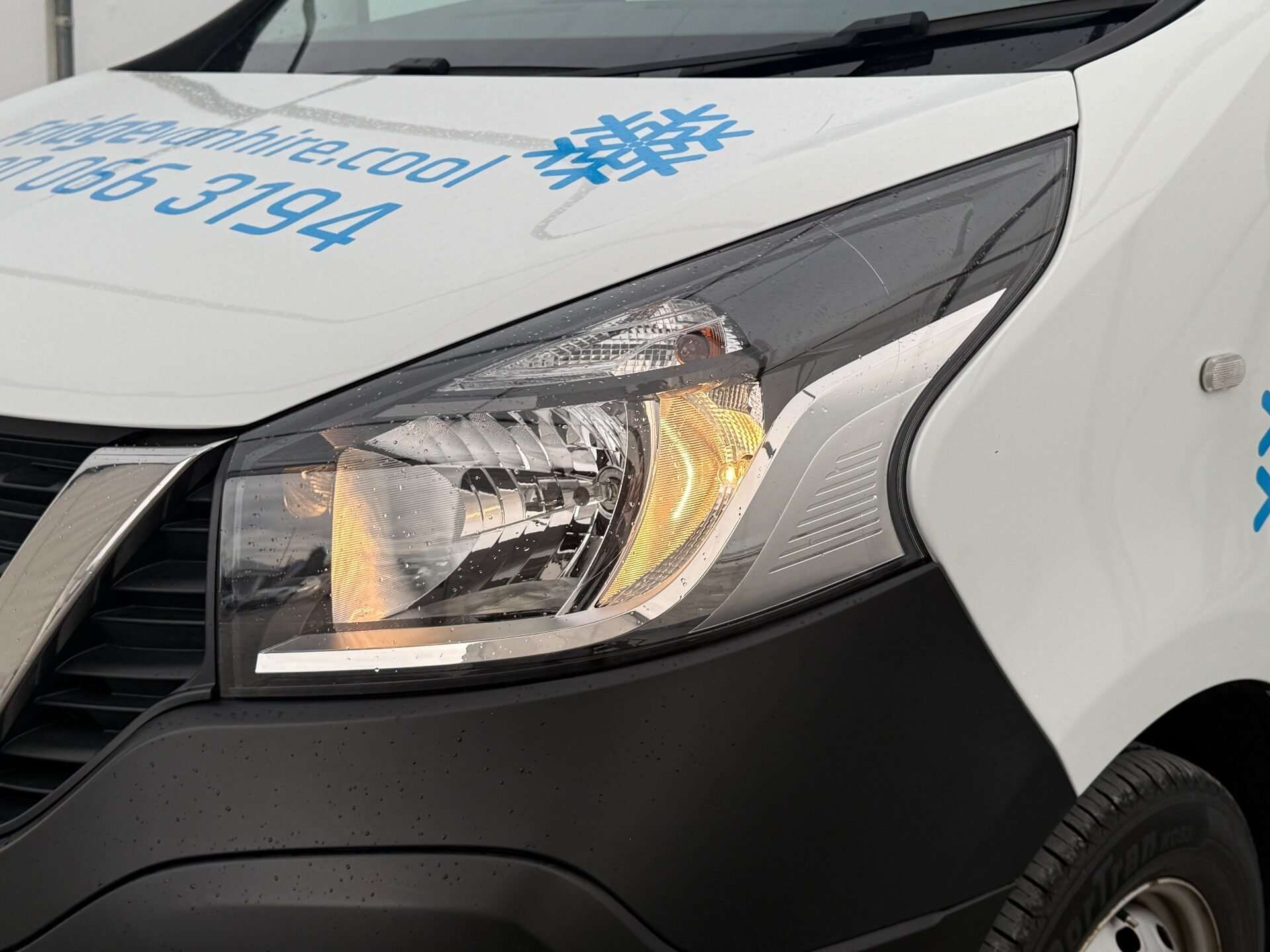 2021 NISSAN NV300 2021 NISSAN NV300