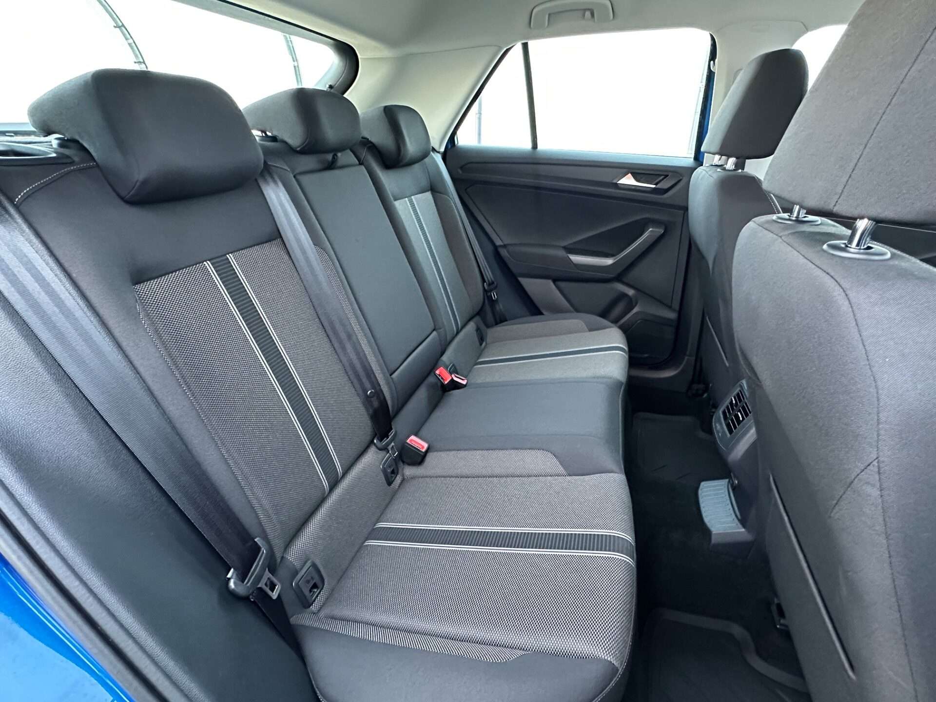 2020 VOLKSWAGEN T-ROC 2020 VOLKSWAGEN T-ROC