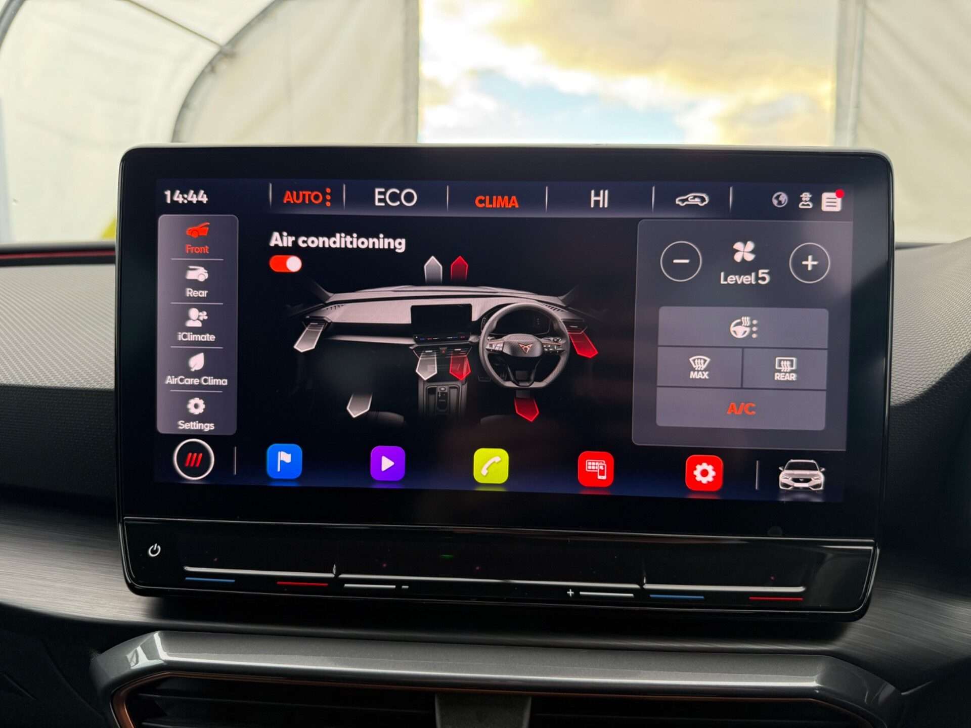 2024 CUPRA LEON 2024 CUPRA LEON