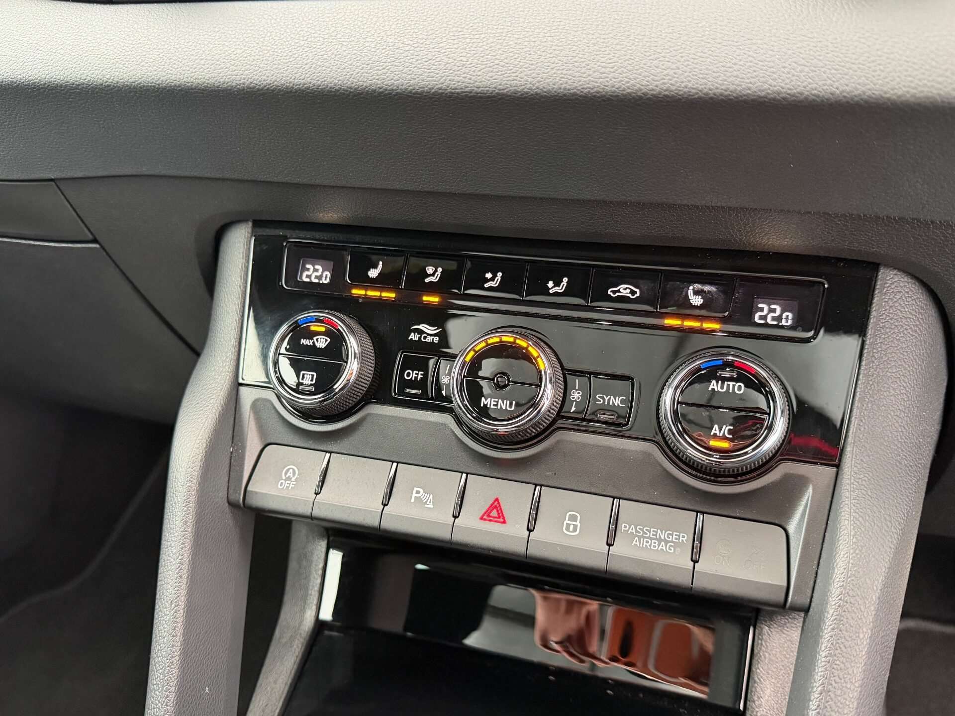 2025 SKODA KAROQ 2025 SKODA KAROQ