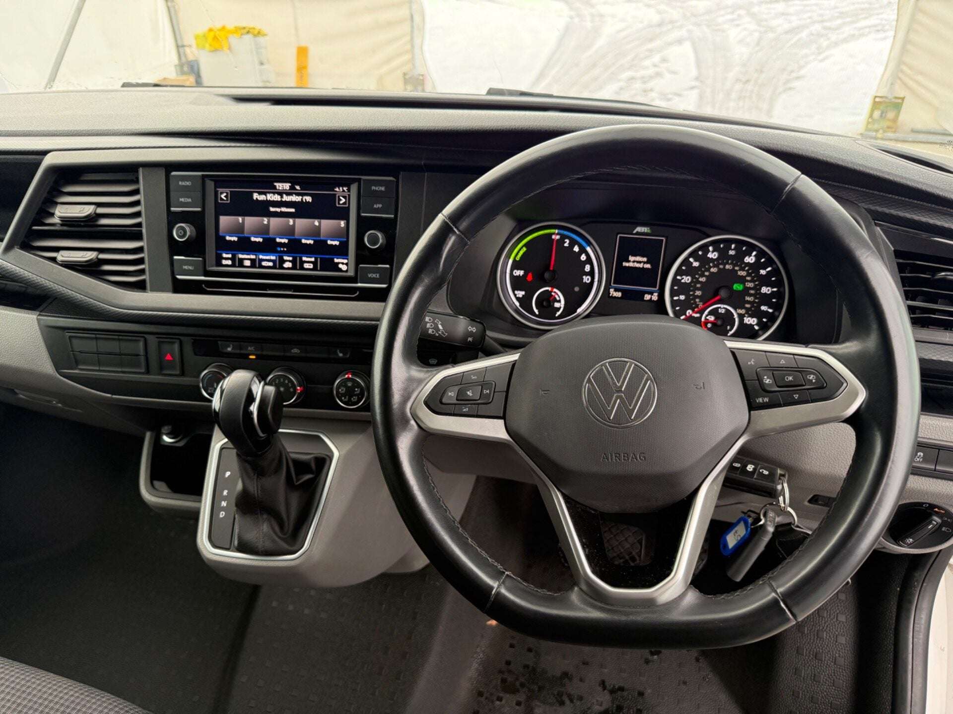 2021 VOLKSWAGEN TRANSPORTER 2021 VOLKSWAGEN TRANSPORTER