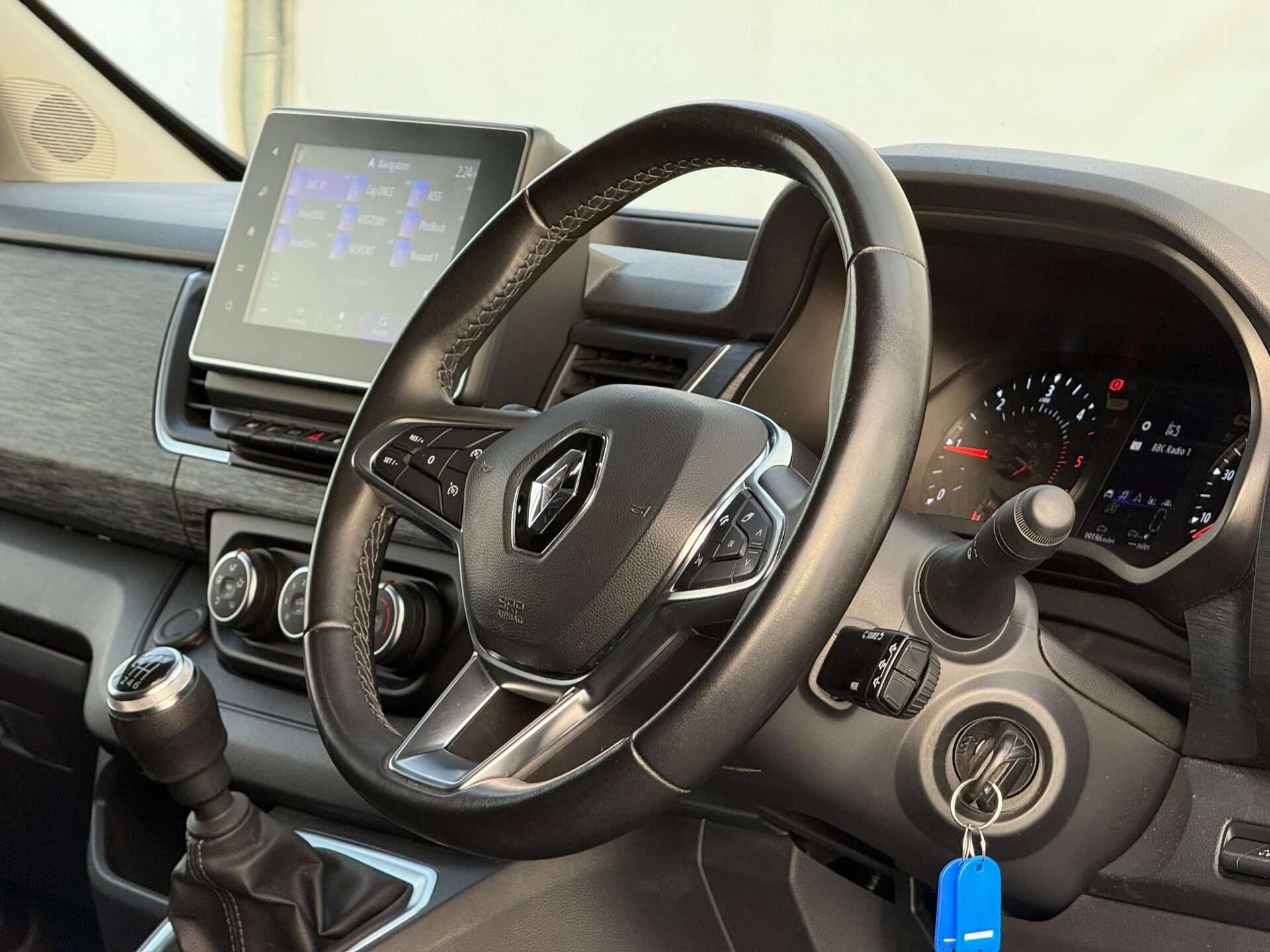 2023 RENAULT TRAFIC 2023 RENAULT TRAFIC