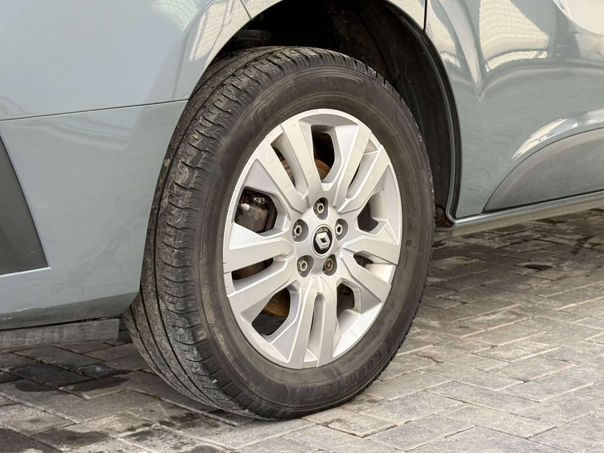 2023 RENAULT TRAFIC 2023 RENAULT TRAFIC