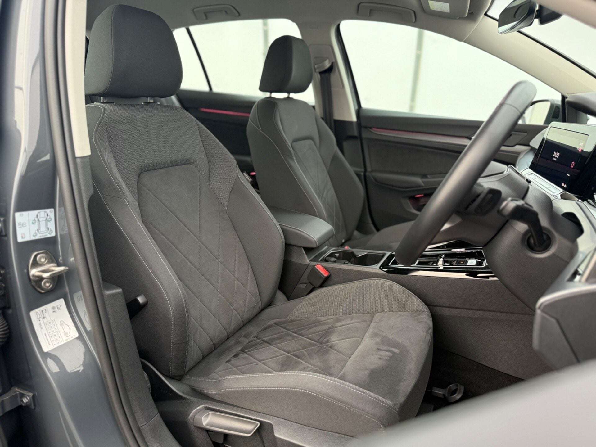 2023 VOLKSWAGEN GOLF 2023 VOLKSWAGEN GOLF