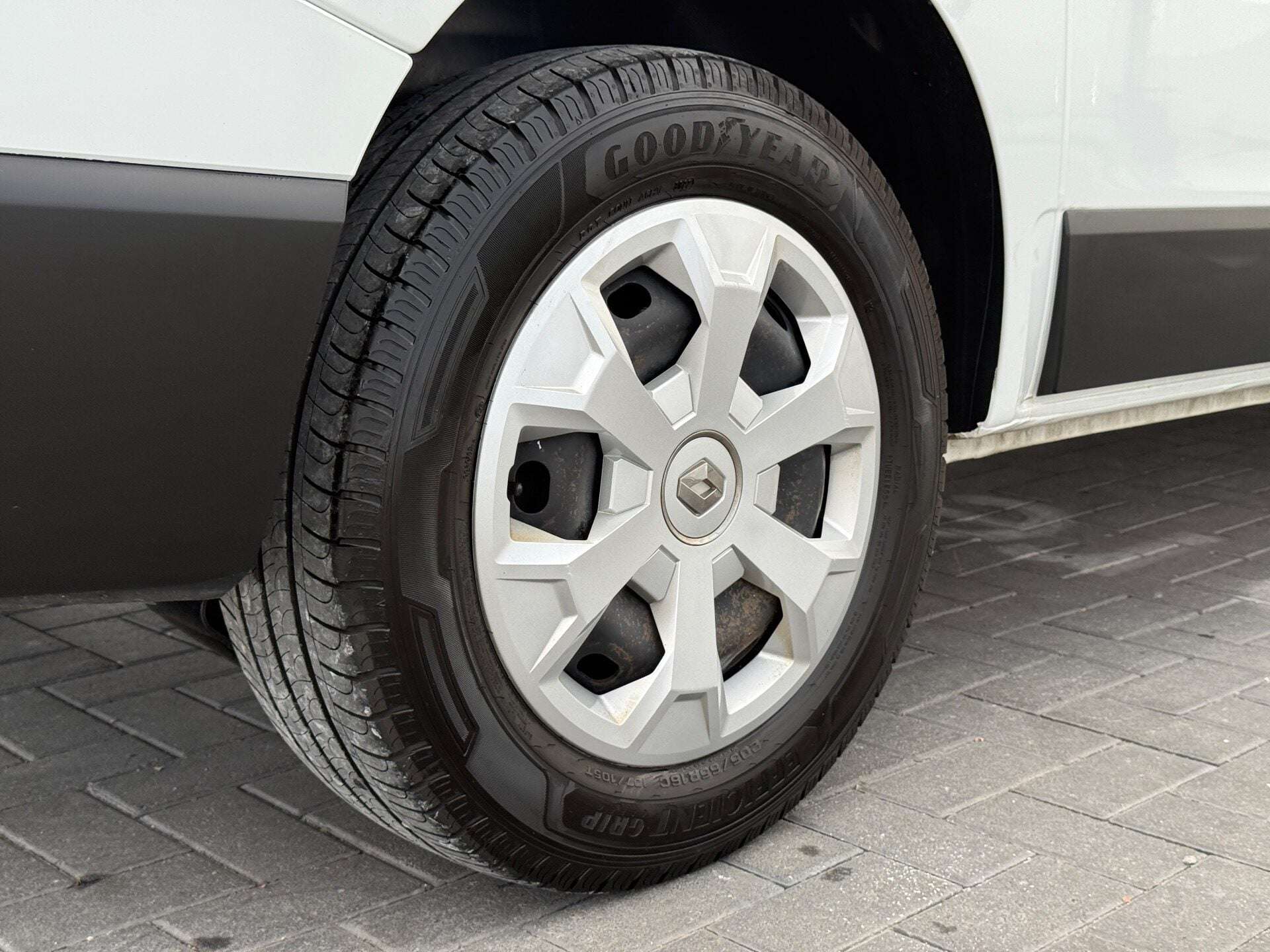 2023 RENAULT TRAFIC 2023 RENAULT TRAFIC