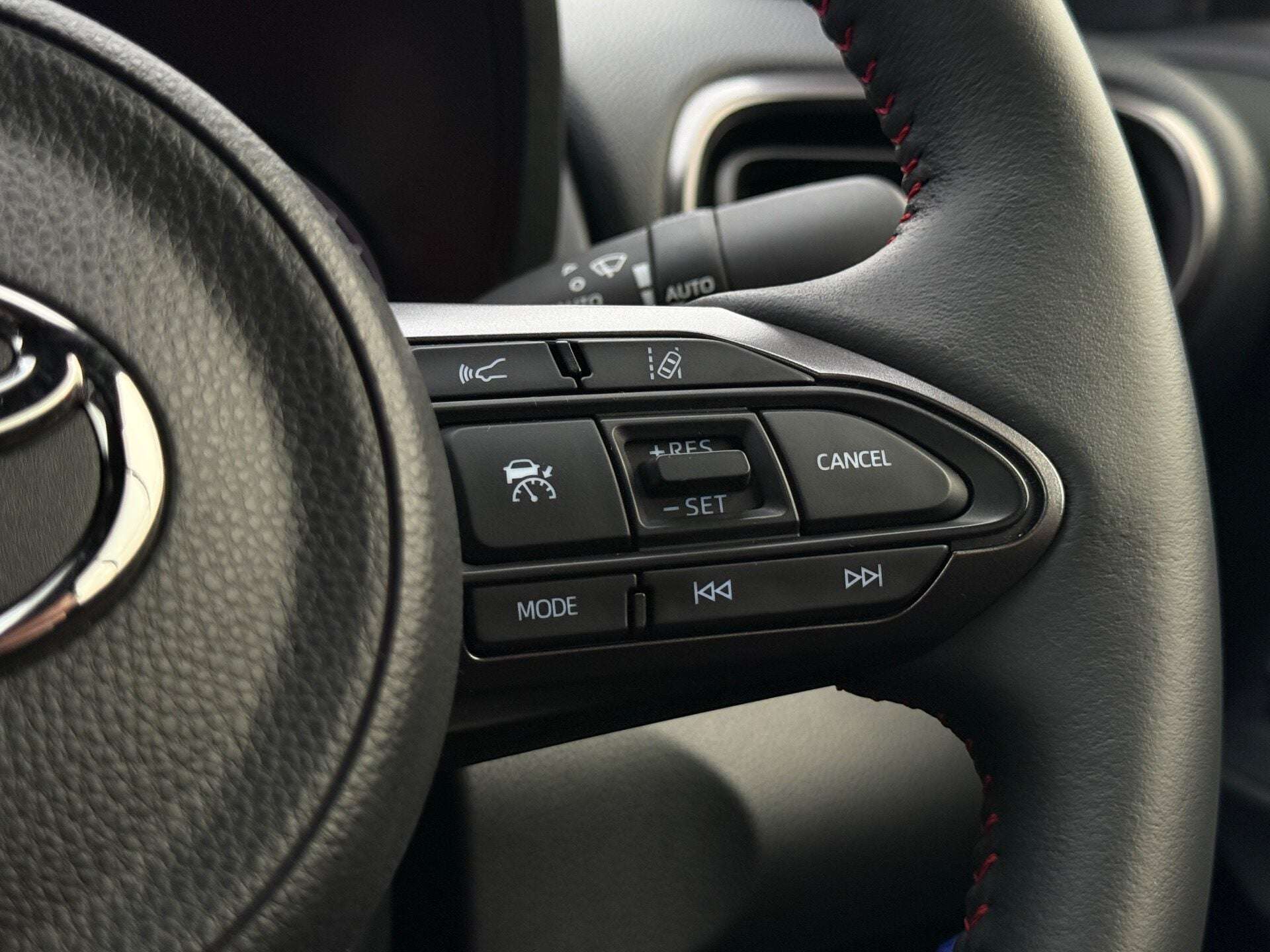 2021 TOYOTA YARIS 2021 TOYOTA YARIS